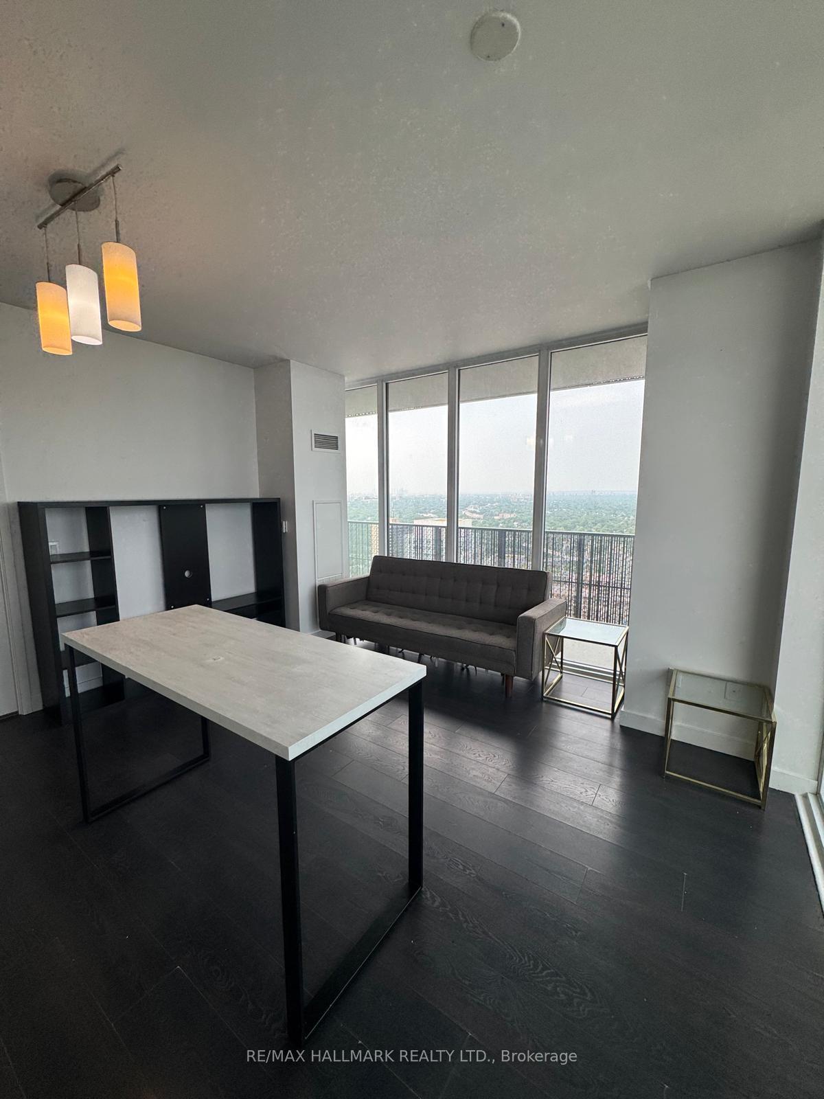 Photo 34 of Unit 3808, 8 Eglinton Avenue E, Toronto, Mount Pleasant West — HOMEH