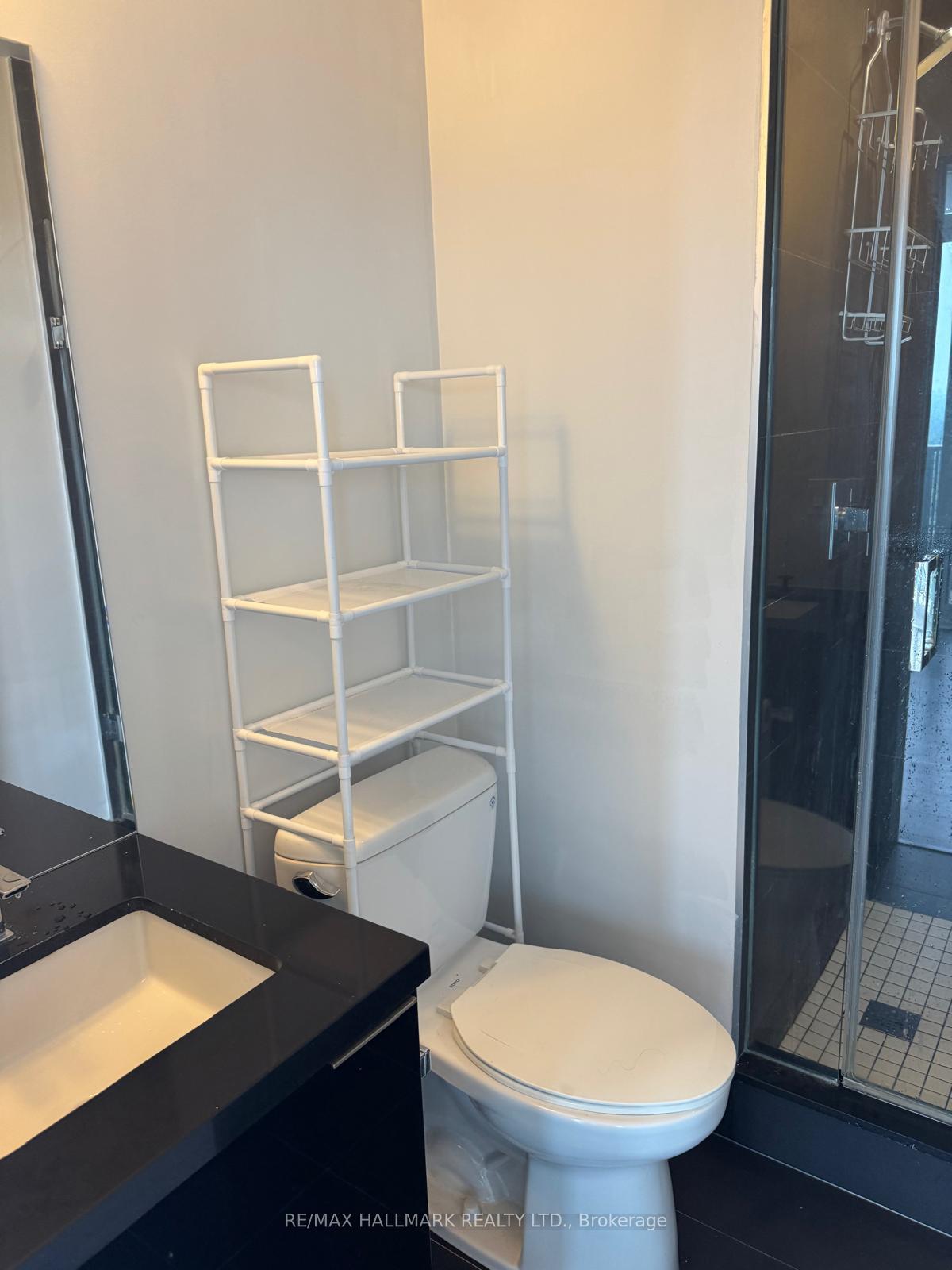 Photo 37 of Unit 3808, 8 Eglinton Avenue E, Toronto, Mount Pleasant West — HOMEH