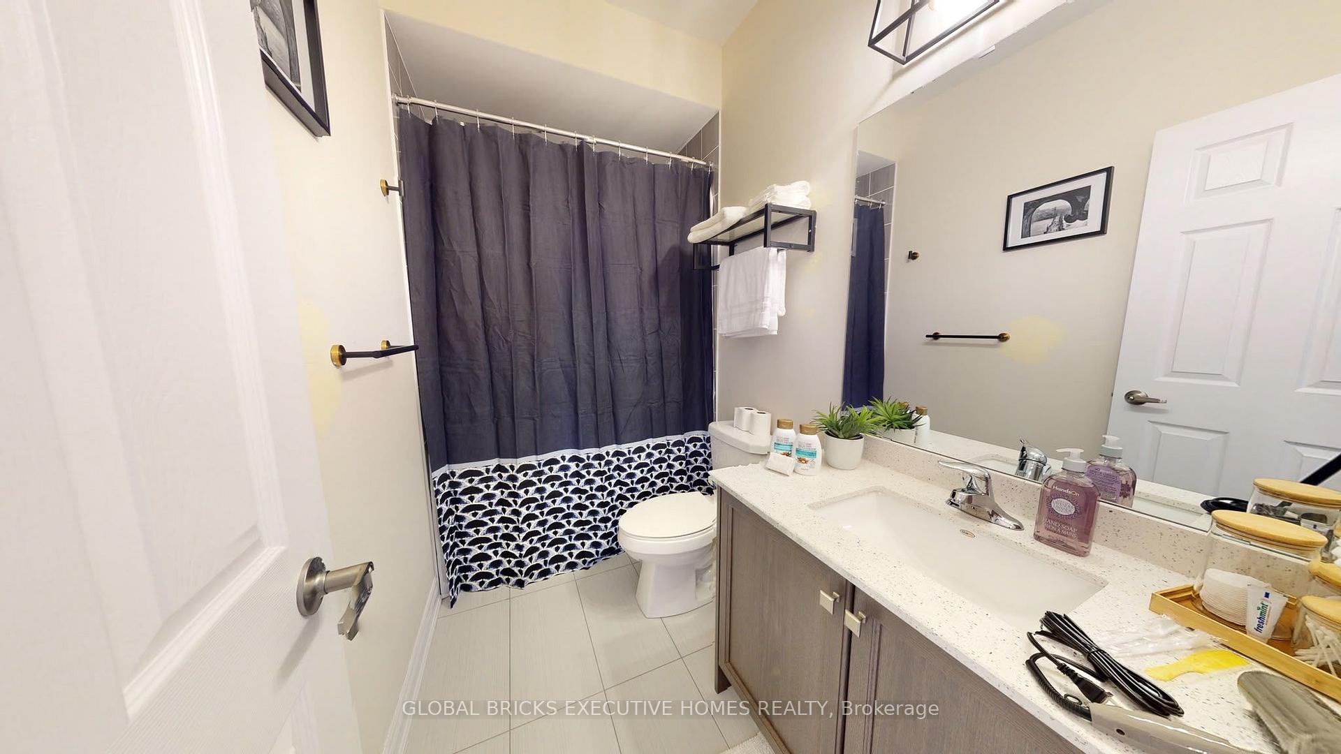 Photo 8 of 1124 Baltic Lane, Pickering, Rural Pickering — HOMEH