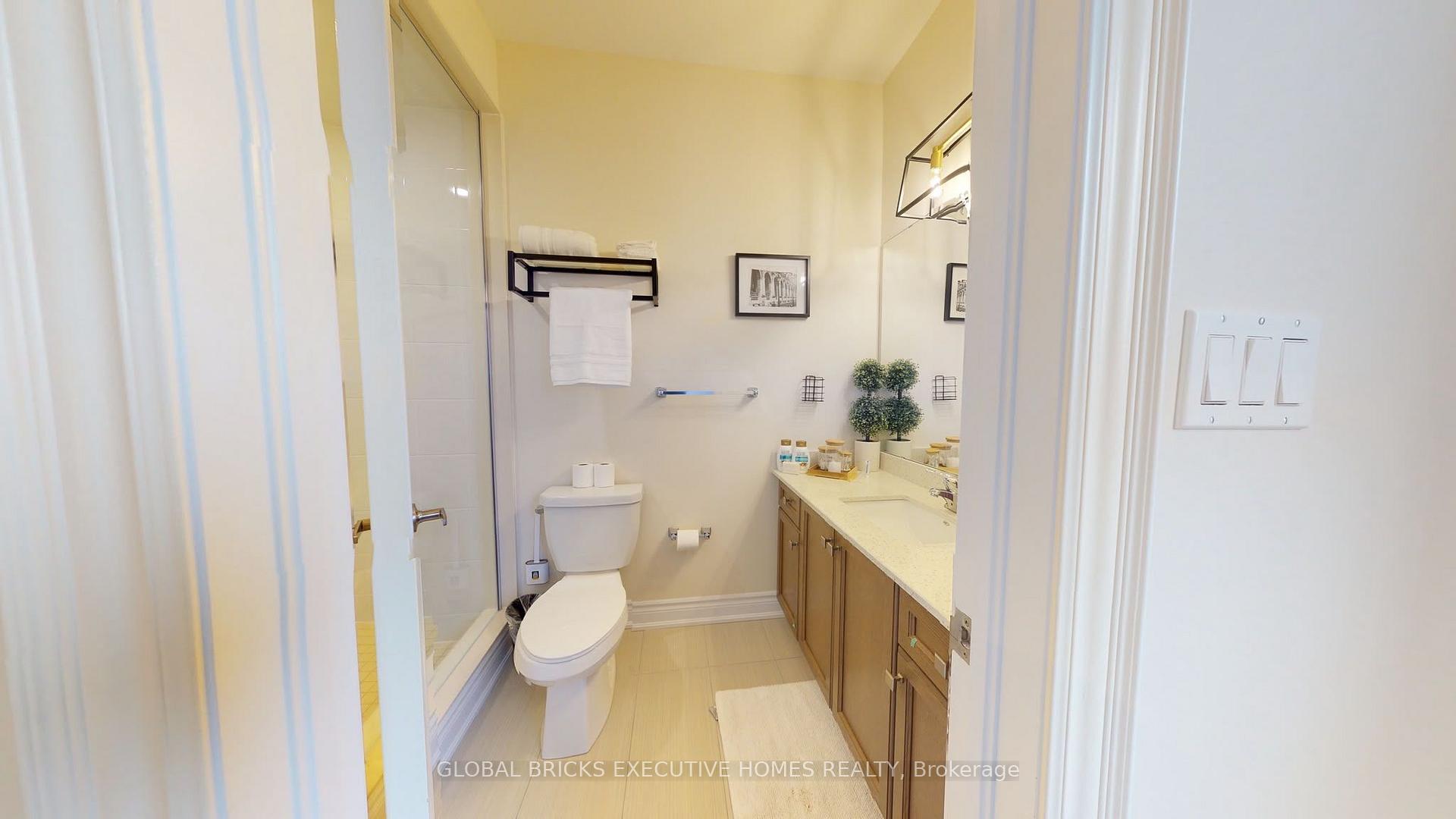 Photo 11 of 1124 Baltic Lane, Pickering, Rural Pickering — HOMEH