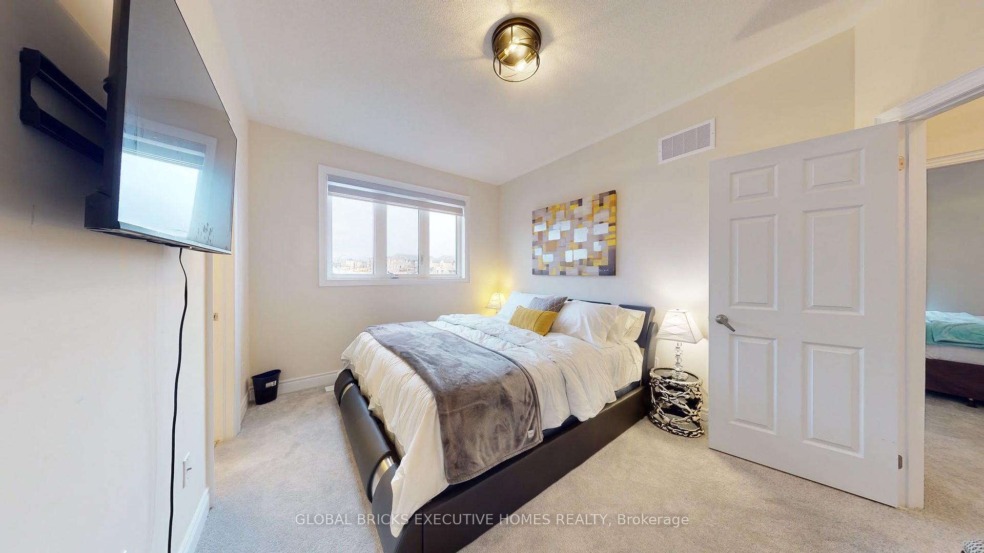 Photo 13 of 1124 Baltic Lane, Pickering, Rural Pickering — HOMEH