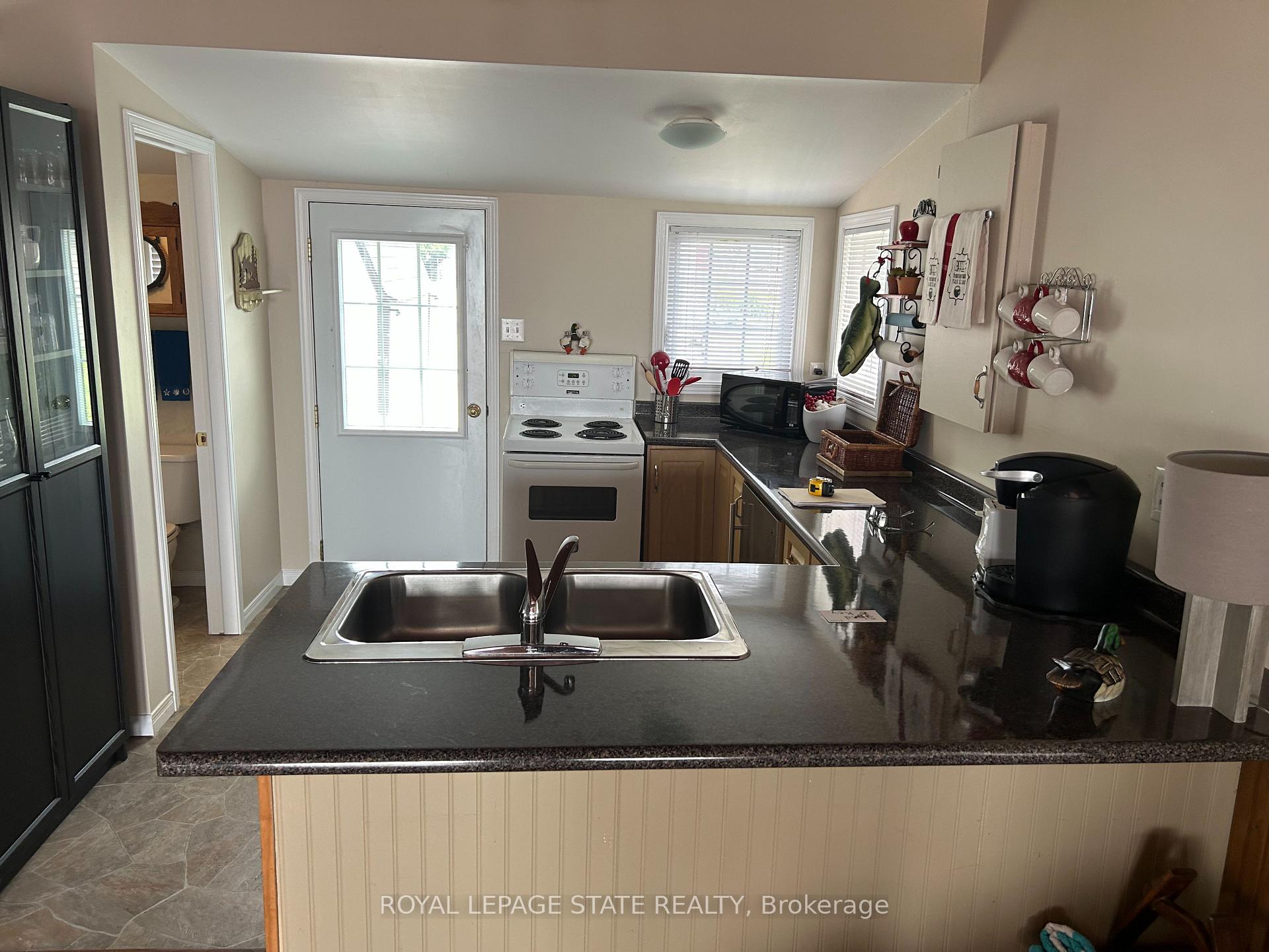 Photo 9 of 6 Lakeside Drive, Haldimand, Nanticoke — HOMEH