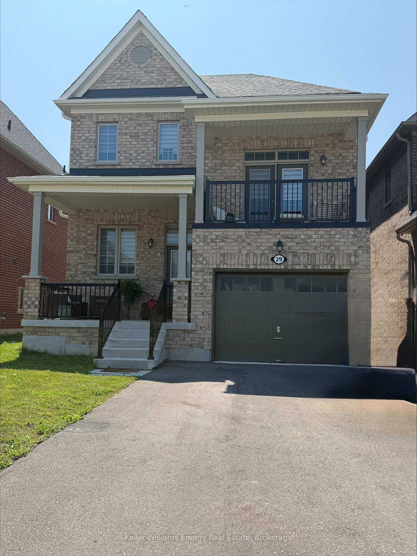 Photo 1 of 29 Jack Potts Way, Clarington, Courtice — HOMEH