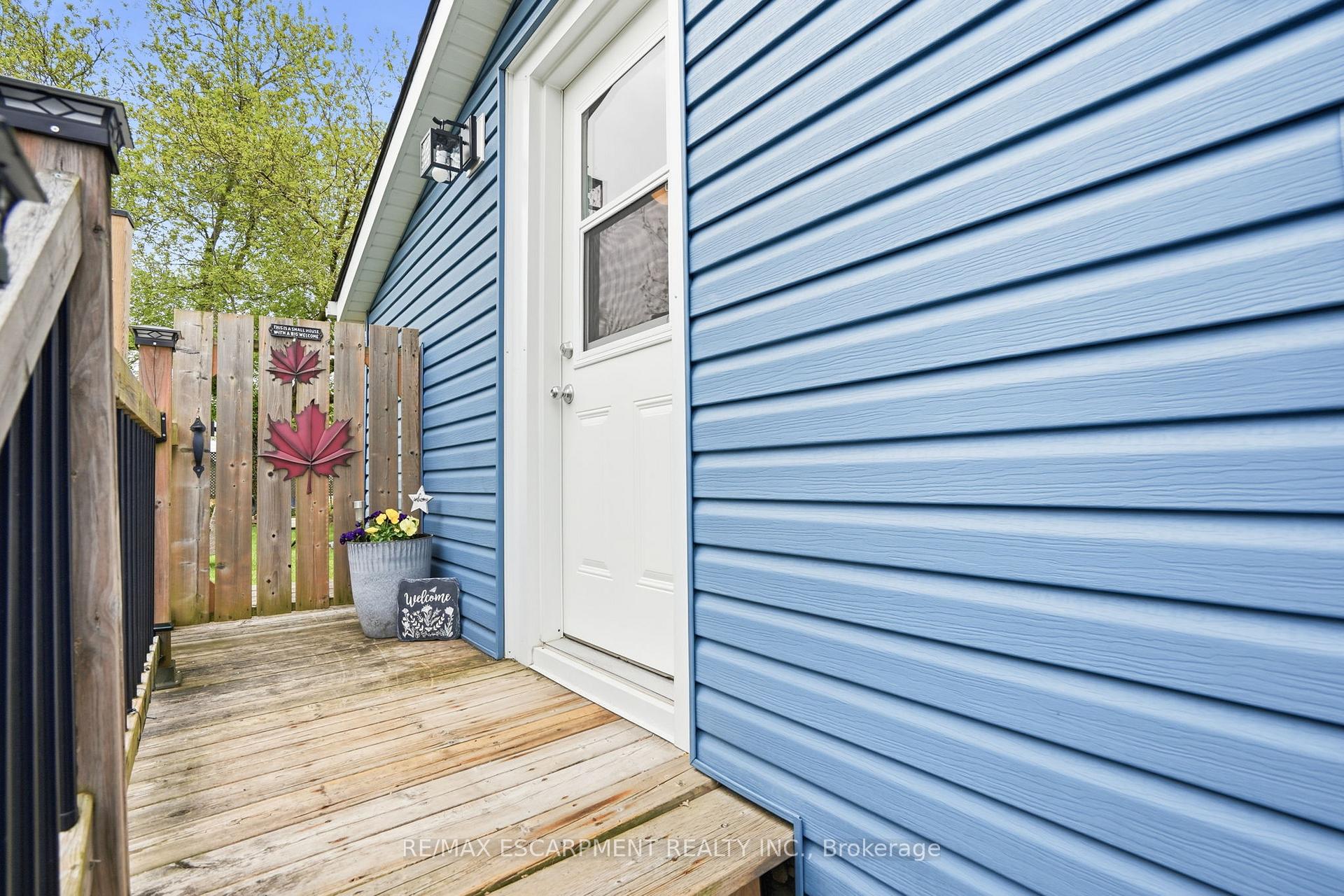 Photo 20 of 15 Kirk Street, St. Catharines, Western Hill — HOMEH