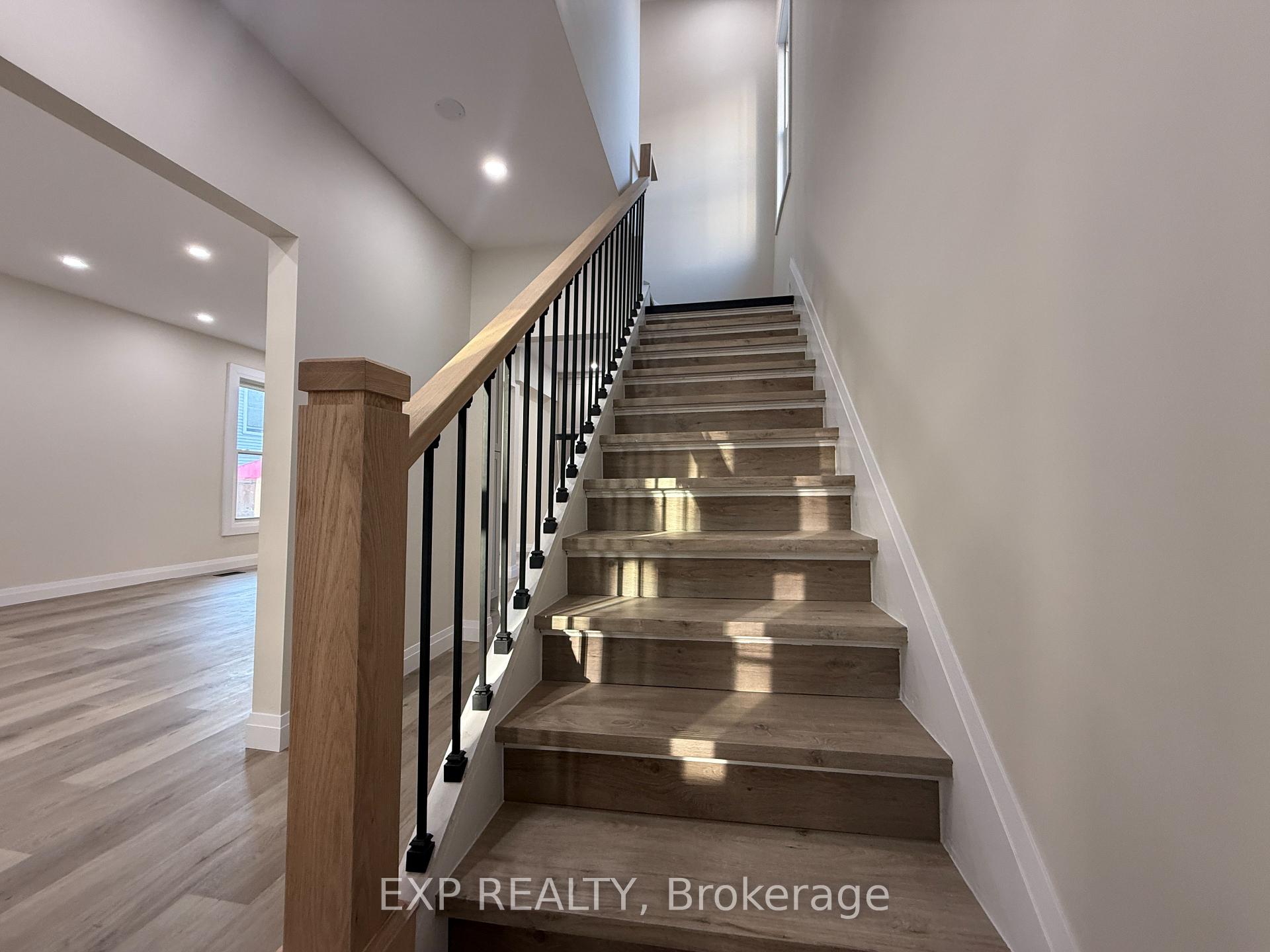 Photo 3 of Unit Upper, 122 Alice Street, Guelph, Downtown — HOMEH
