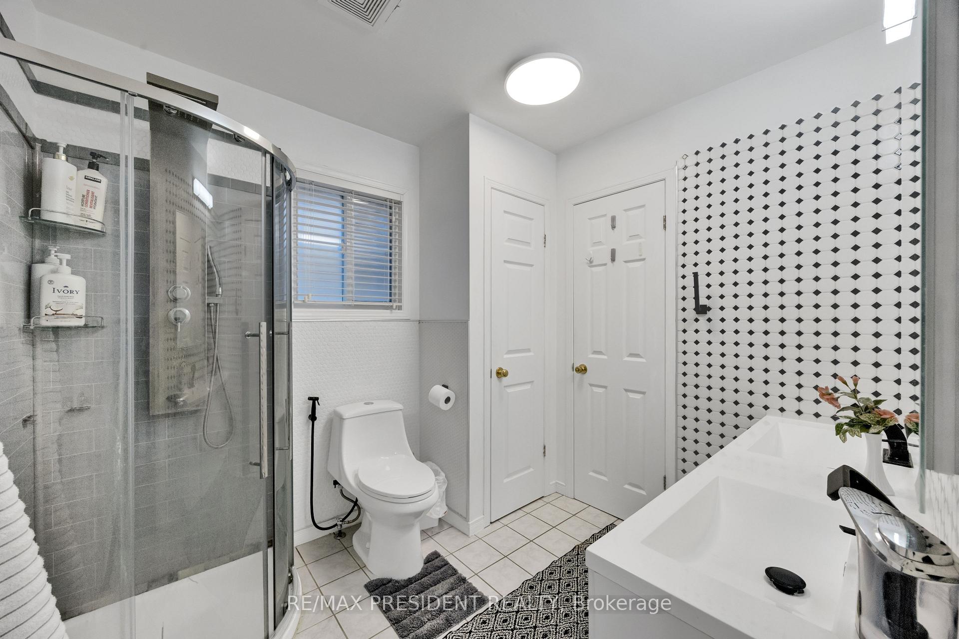 Photo 19 of Unit 18, 10 Chalkstone Drive, London, South X — HOMEH