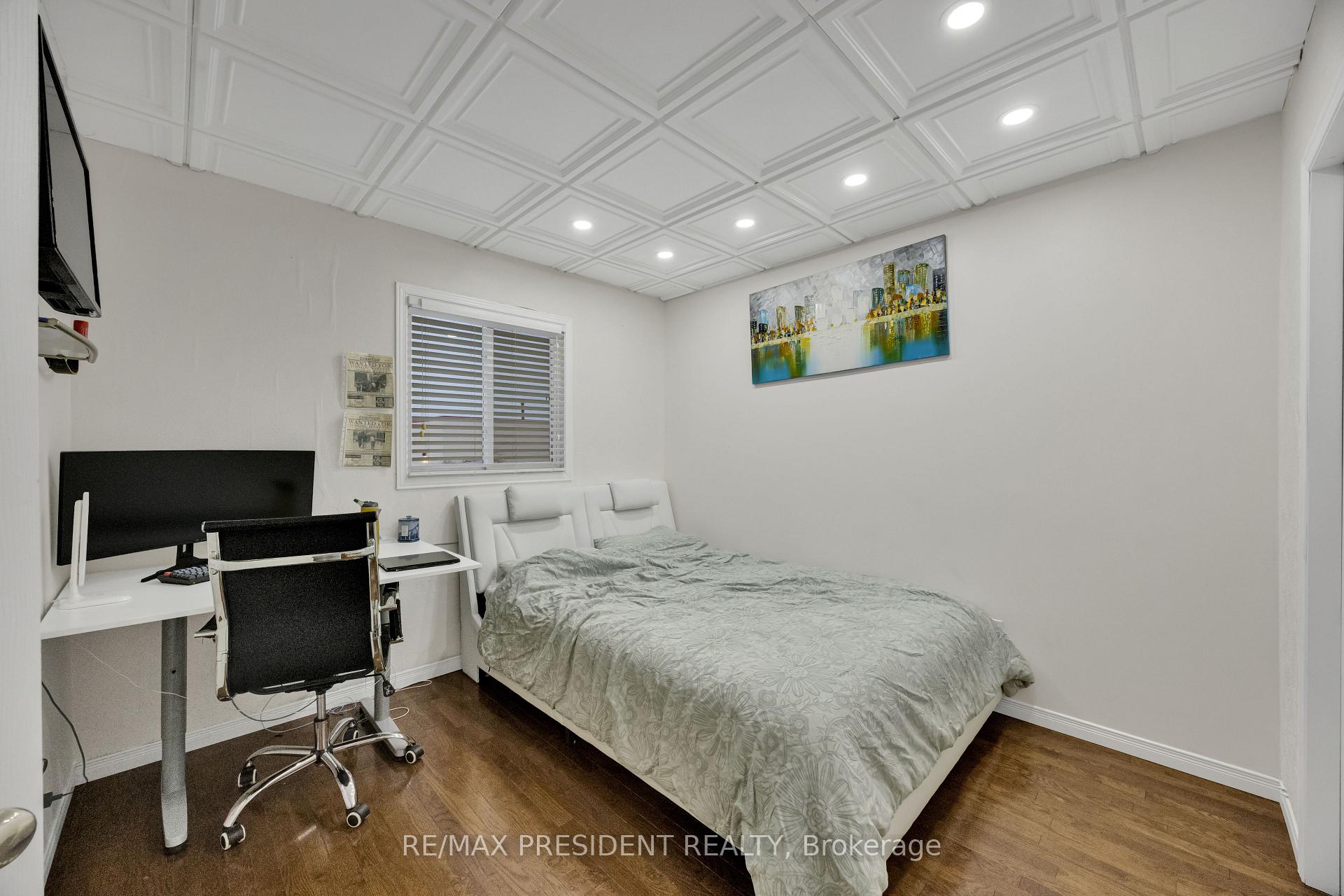 Photo 22 of Unit 18, 10 Chalkstone Drive, London, South X — HOMEH
