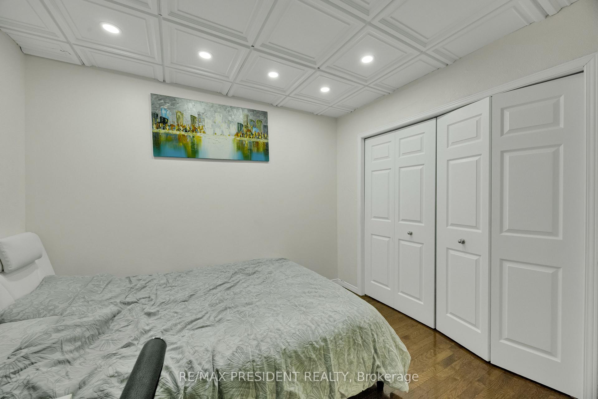Photo 23 of Unit 18, 10 Chalkstone Drive, London, South X — HOMEH