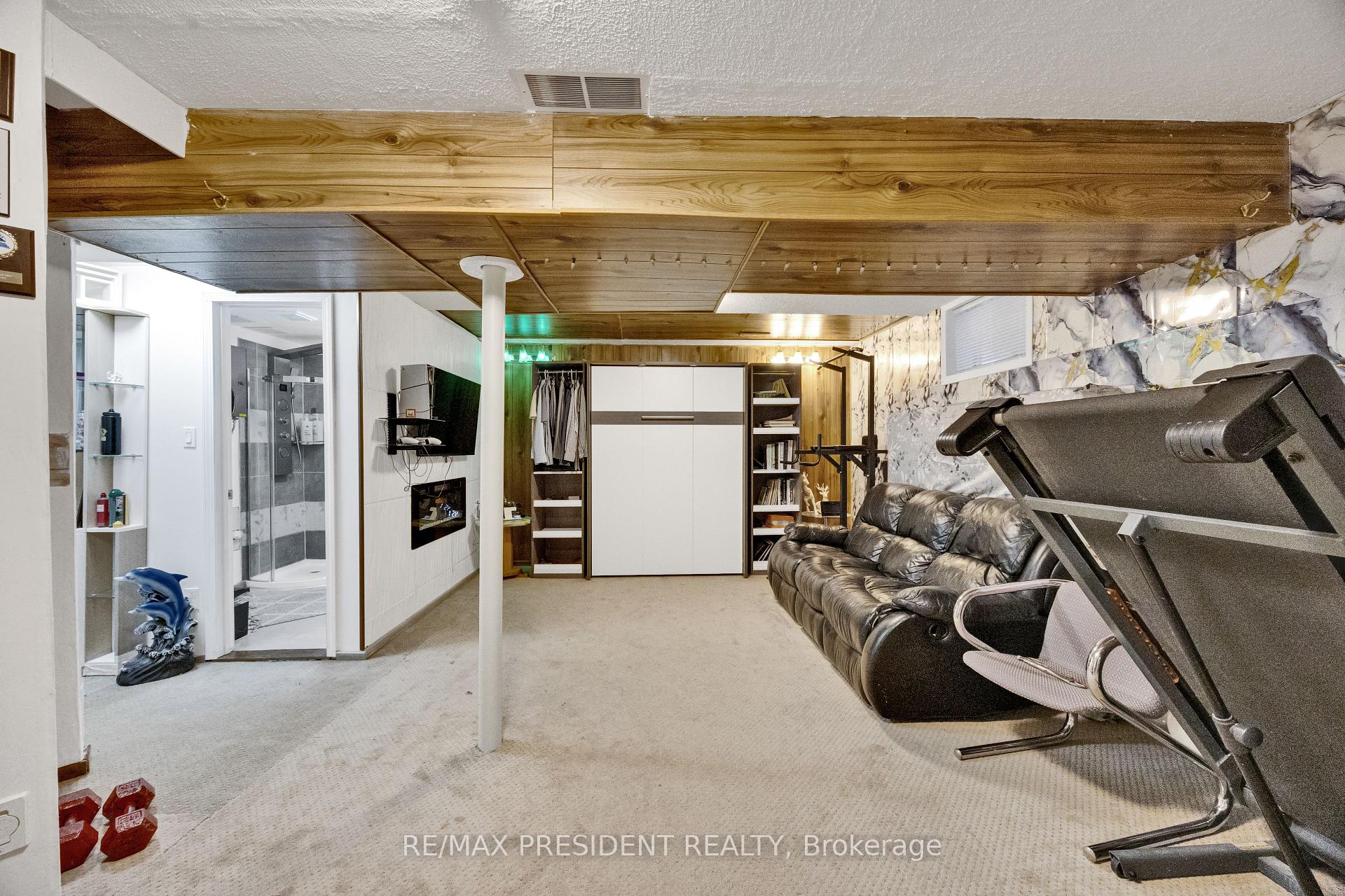 Photo 25 of Unit 18, 10 Chalkstone Drive, London, South X — HOMEH