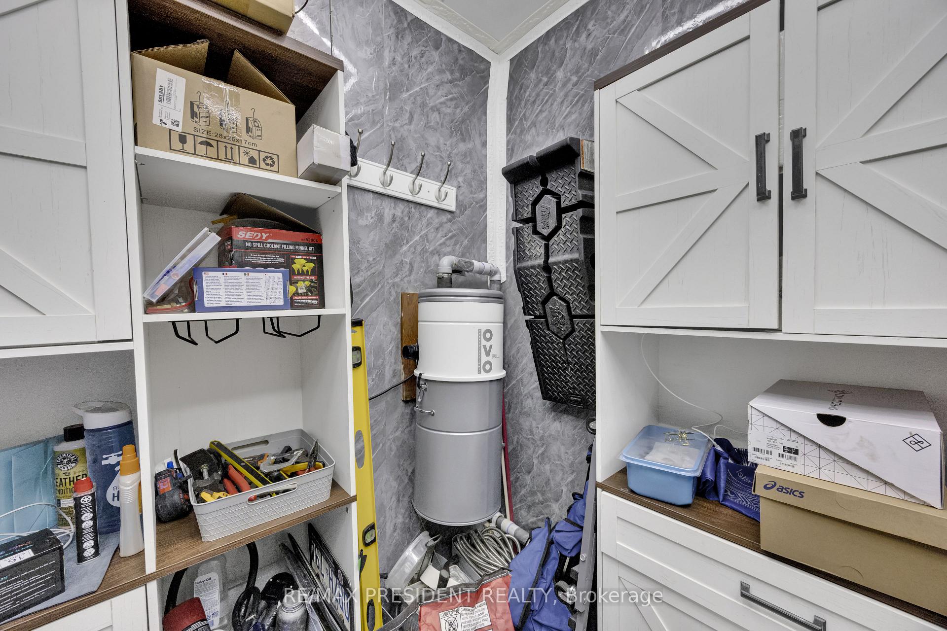Photo 31 of Unit 18, 10 Chalkstone Drive, London, South X — HOMEH