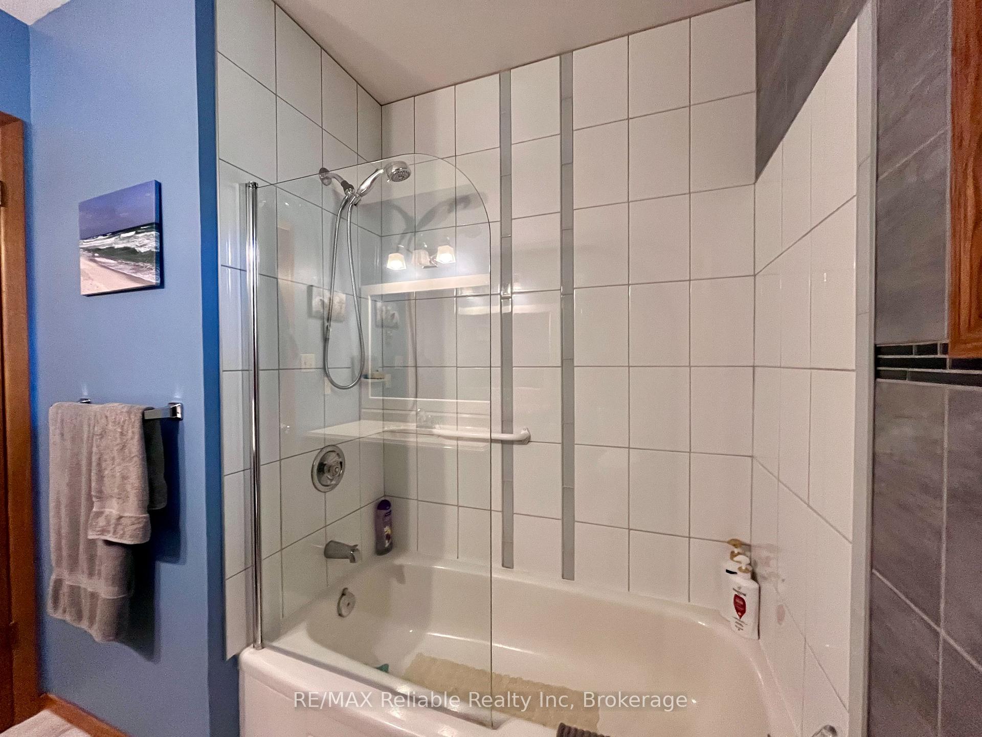 Photo 15 of 25 Jordan Drive, North Huron, East Wawanosh — HOMEH