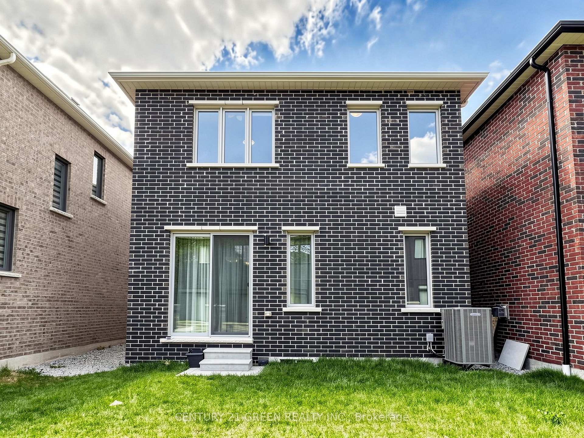 Photo 39 of 3089 Blazing Star Avenue, Pickering, Rural Pickering — HOMEH