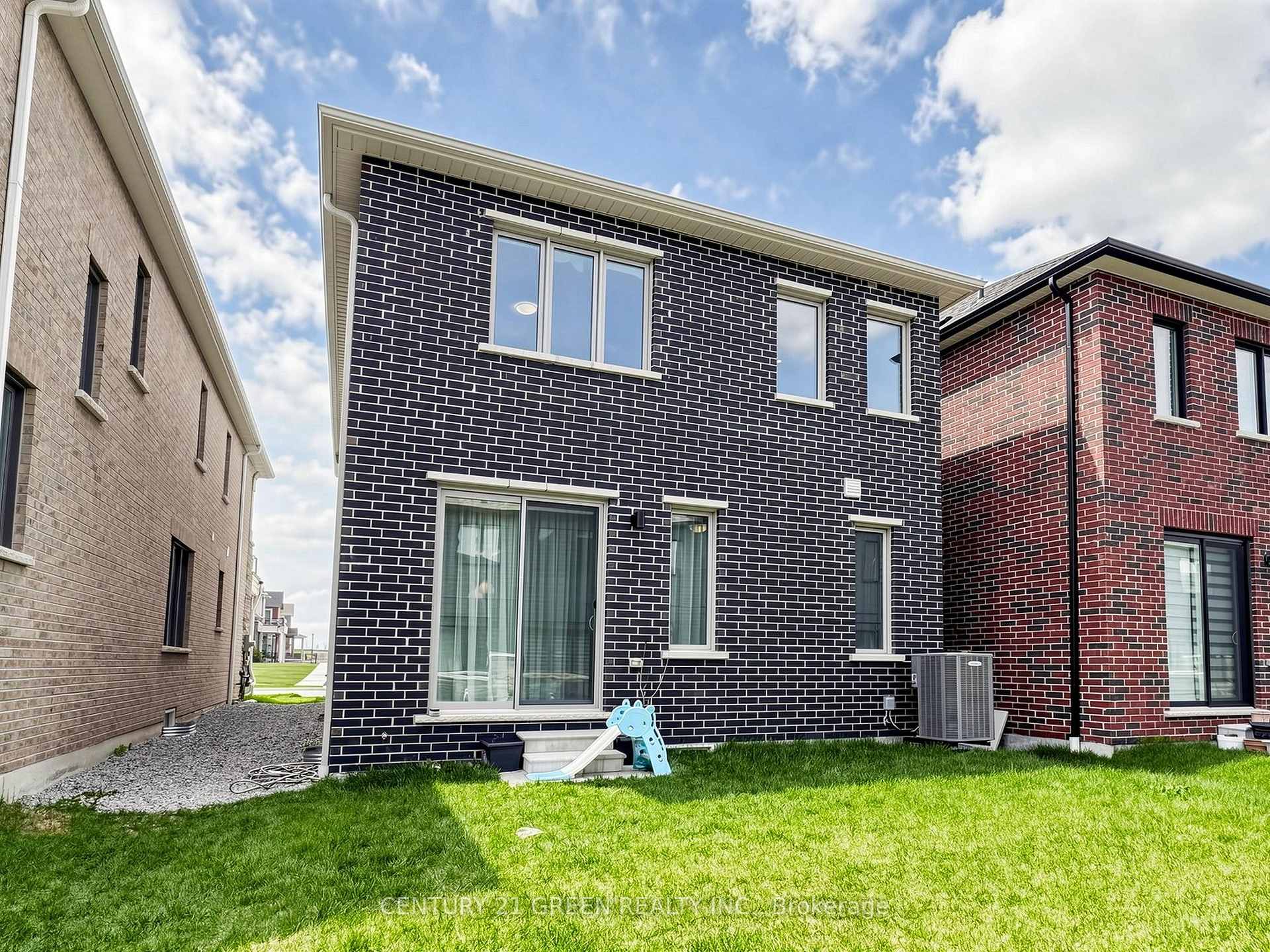 Photo 41 of 3089 Blazing Star Avenue, Pickering, Rural Pickering — HOMEH