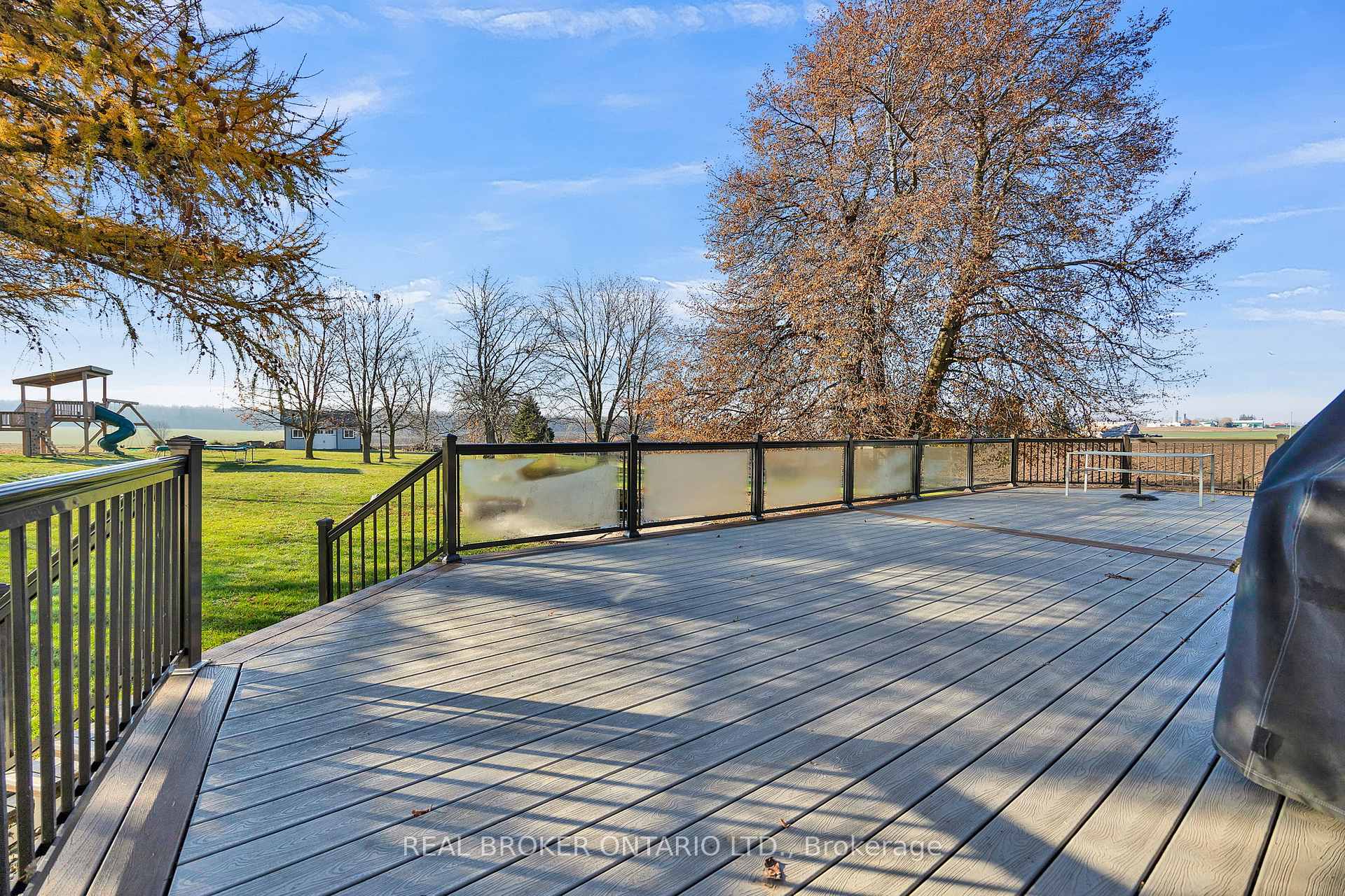 Photo 27 of 3766 Lobsinger Line, Wellesley — HOMEH