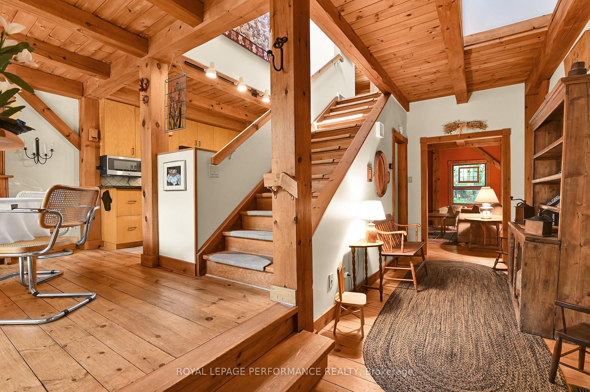 Photo 4 of 249 York Street, Ottawa, Lower Town — HOMEH