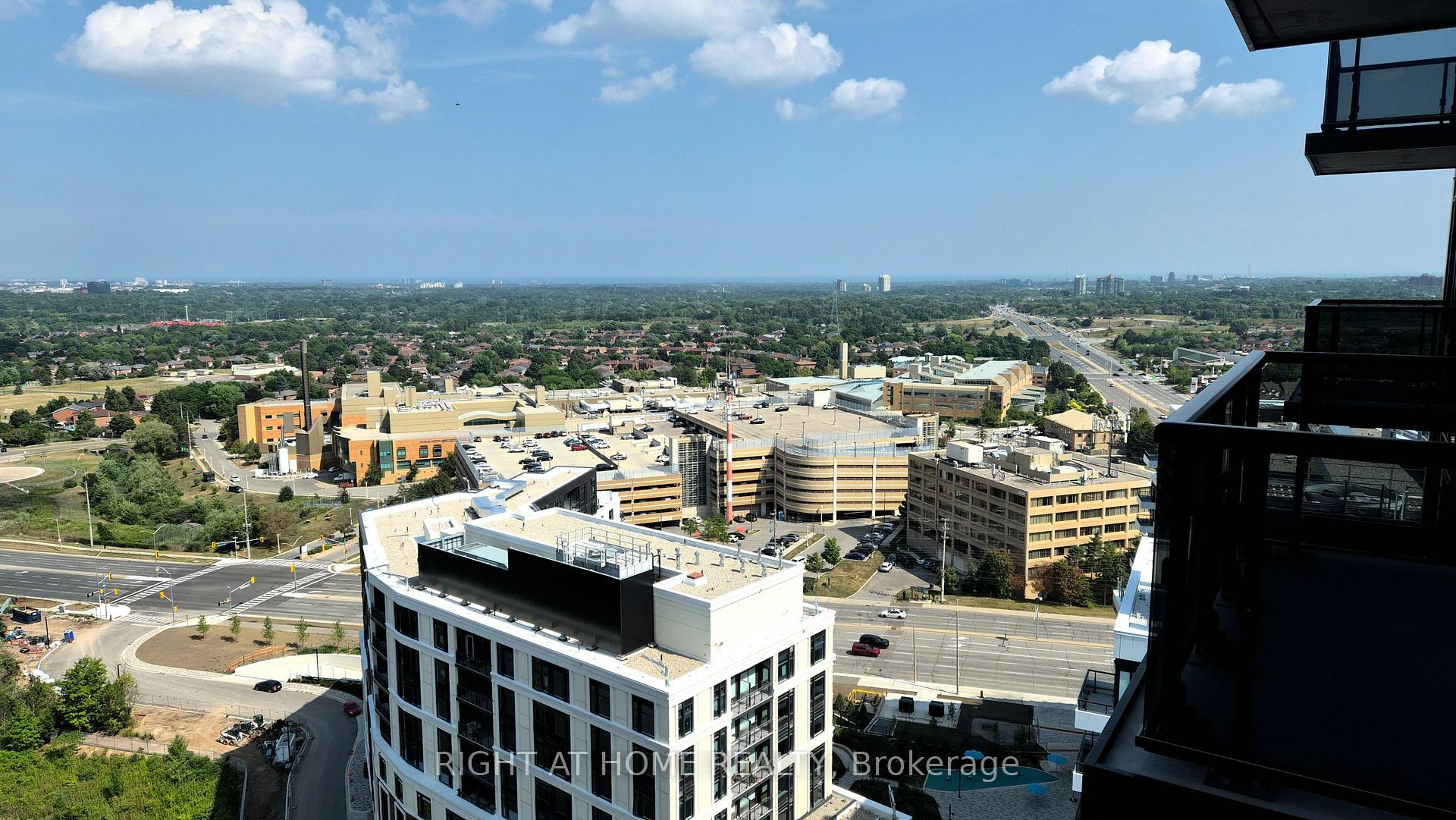 Front of Unit 2101, 2495 Eglinton Avenue W