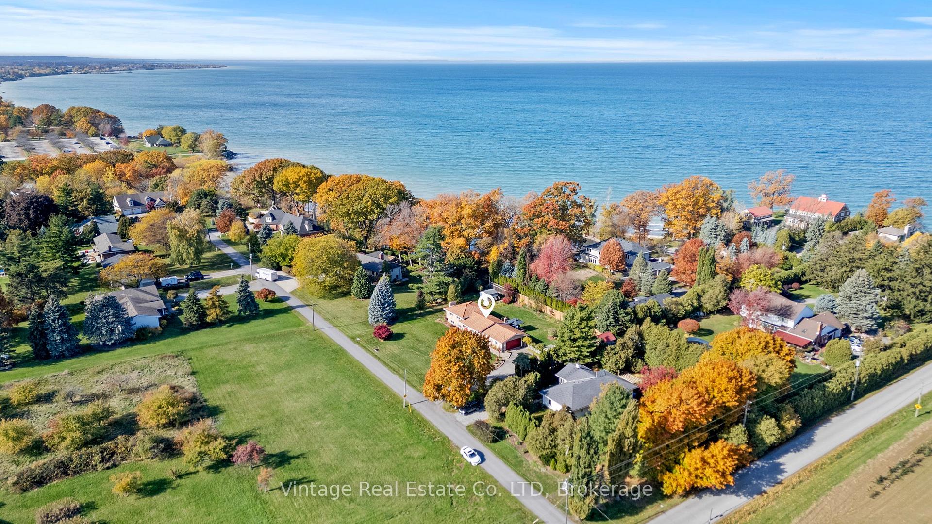 Photo 3 of 1841 Sunset Lane, St. Catharines, Rural Port — HOMEH