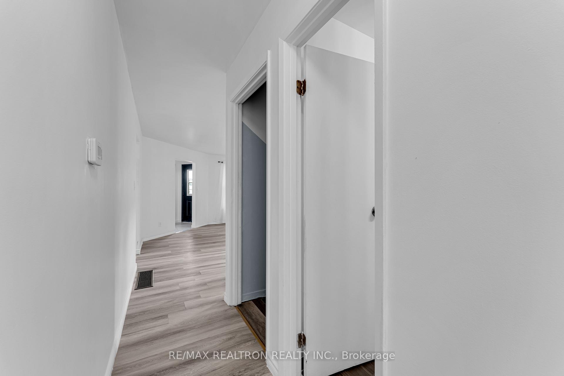 Photo 21 of 709 Ridley Drive, Kingston, North of Taylor-Kidd Blvd — HOMEH
