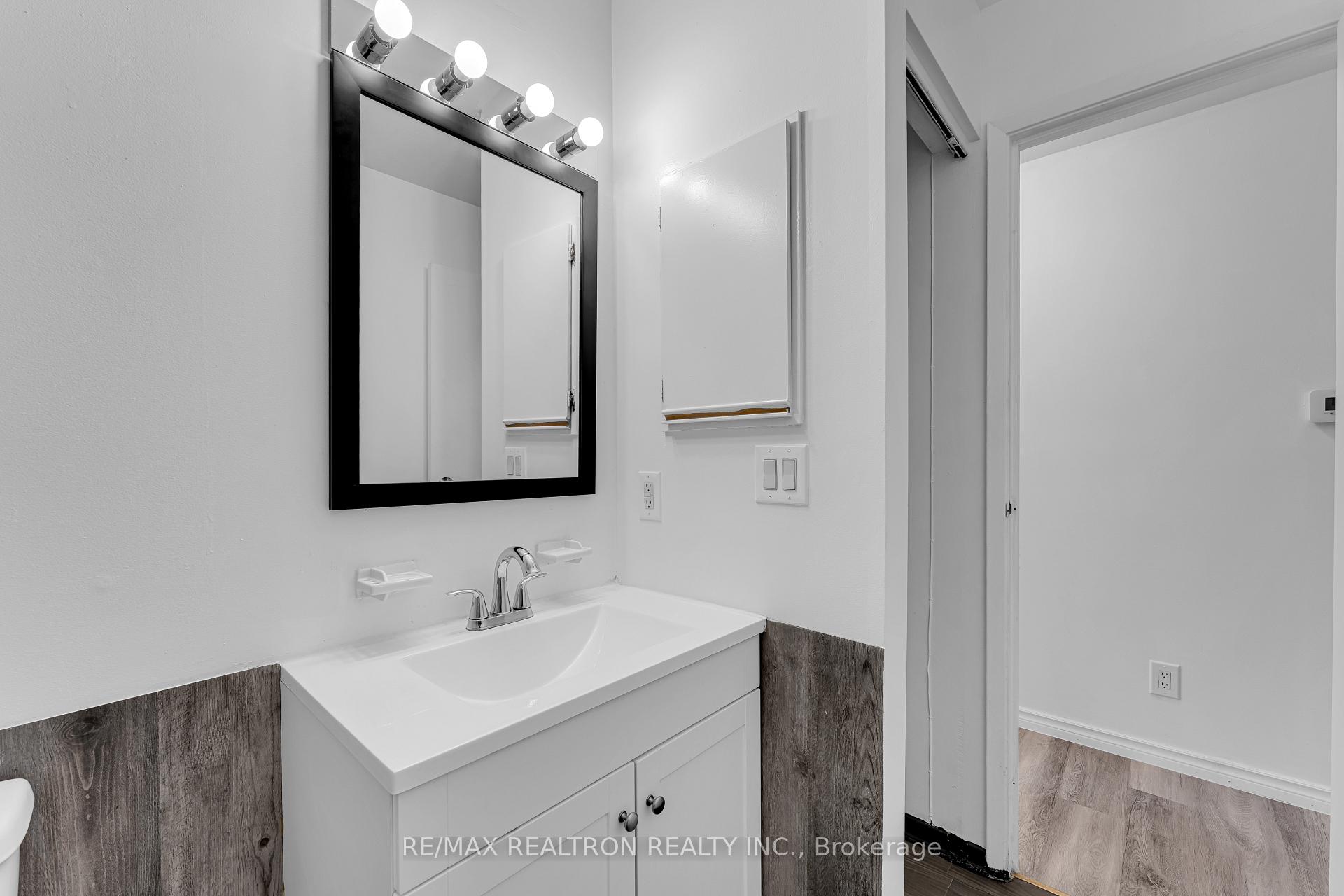 Photo 23 of 709 Ridley Drive, Kingston, North of Taylor-Kidd Blvd — HOMEH