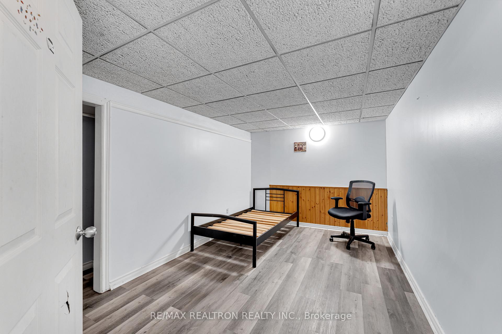 Photo 26 of 709 Ridley Drive, Kingston, North of Taylor-Kidd Blvd — HOMEH