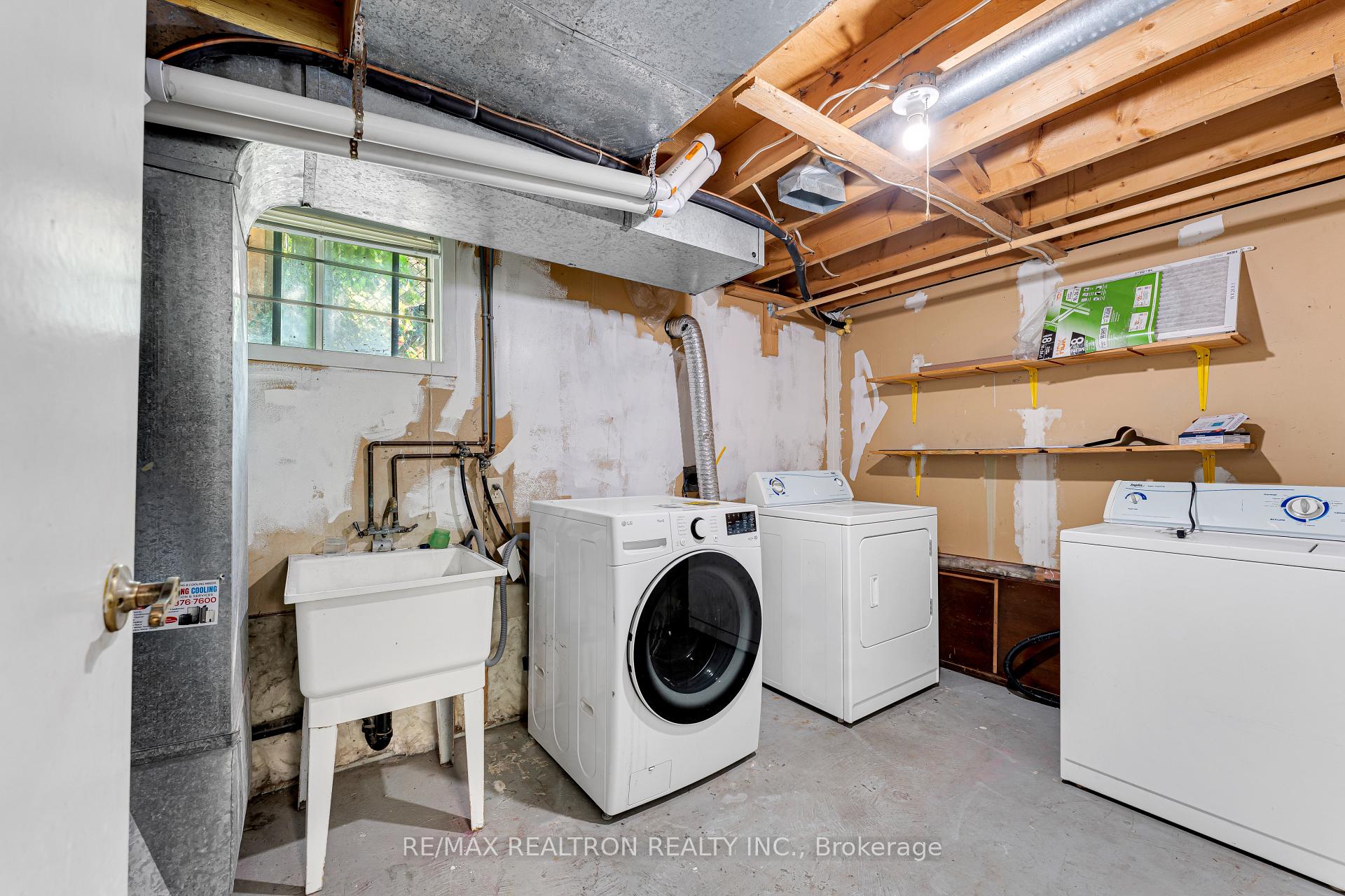 Photo 33 of 709 Ridley Drive, Kingston, North of Taylor-Kidd Blvd — HOMEH
