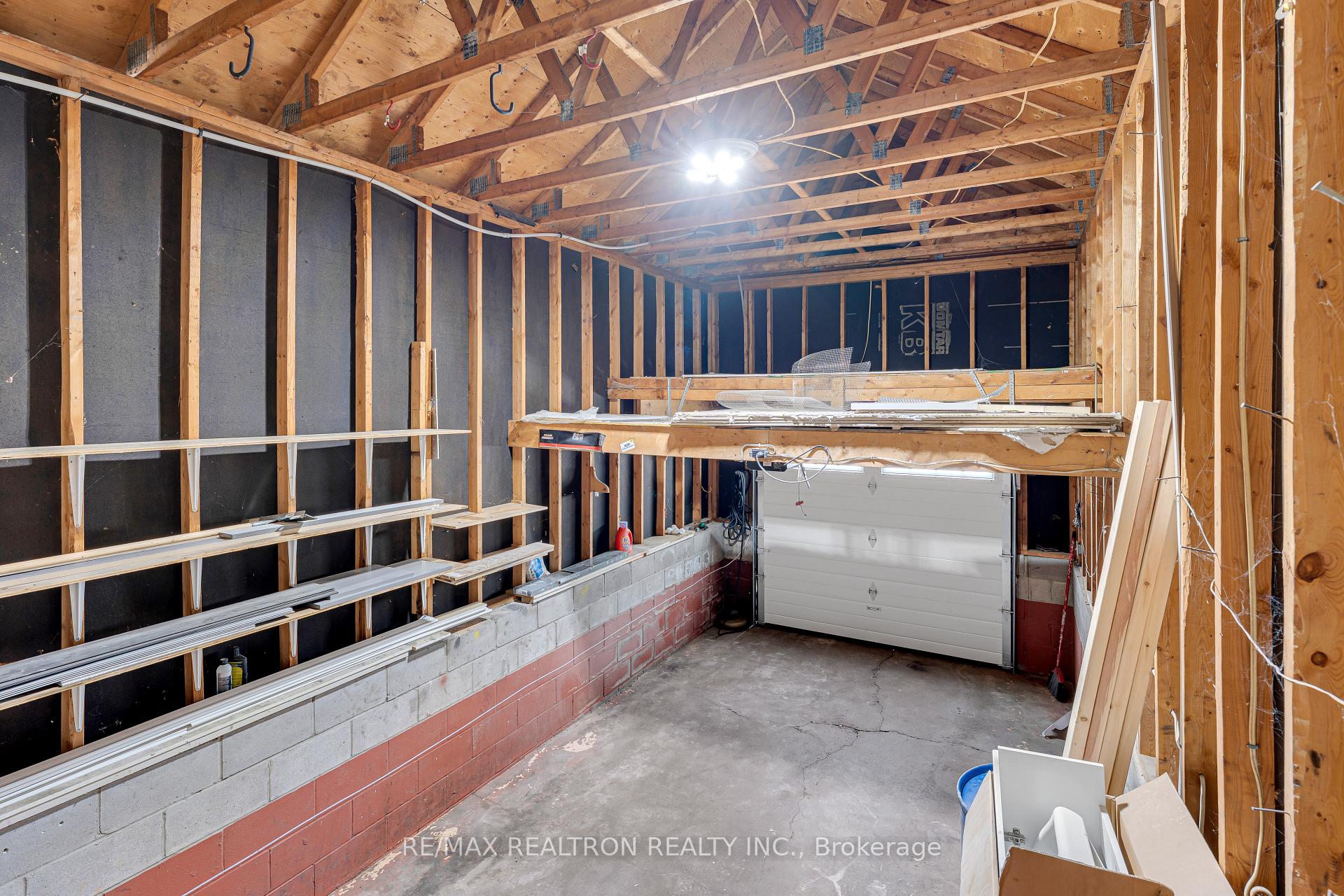 Photo 37 of 709 Ridley Drive, Kingston, North of Taylor-Kidd Blvd — HOMEH