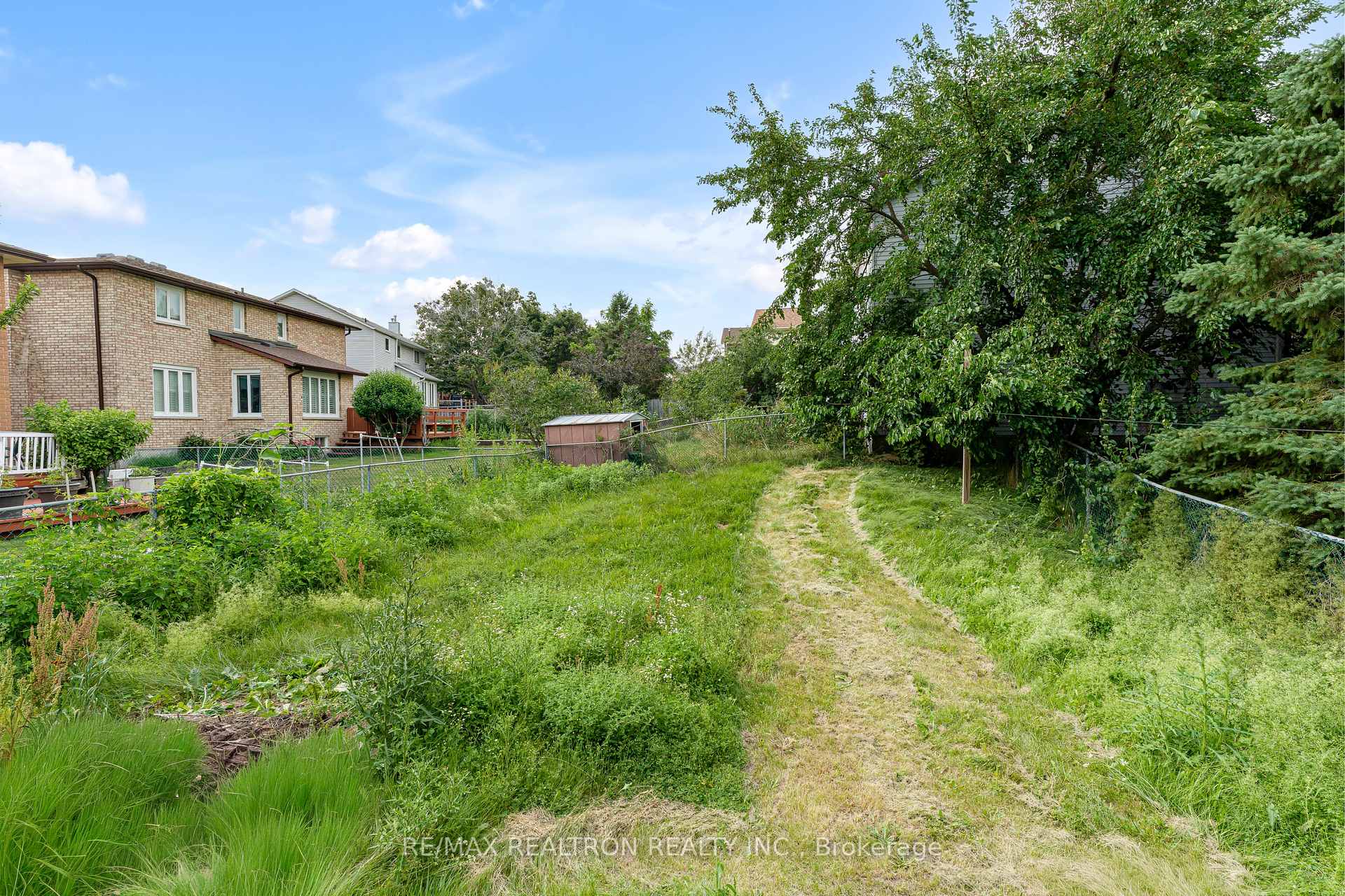 Photo 40 of 709 Ridley Drive, Kingston, North of Taylor-Kidd Blvd — HOMEH