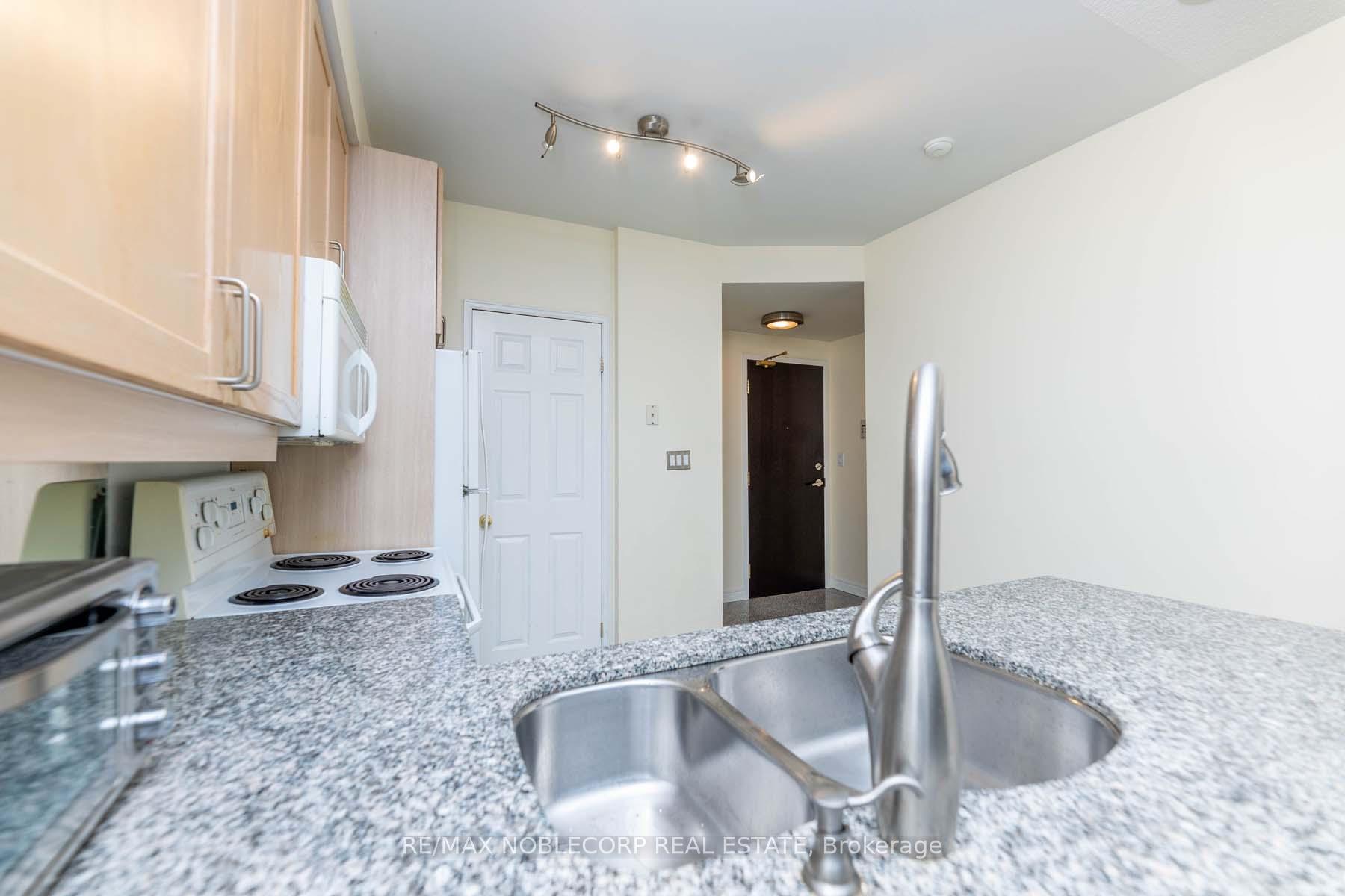 Photo 10 of Unit 609, 55 Bloor Street E, Toronto, Church-Yonge Corridor — HOMEH