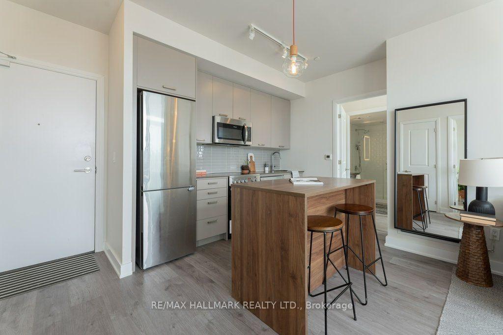 Photo 4 of Unit 807, 2301 Danforth Avenue, Toronto, East End-Danforth — HOMEH