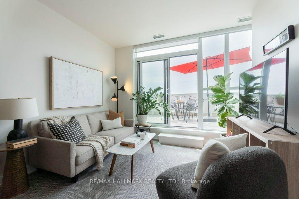 Photo 6 of Unit 807, 2301 Danforth Avenue, Toronto, East End-Danforth — HOMEH