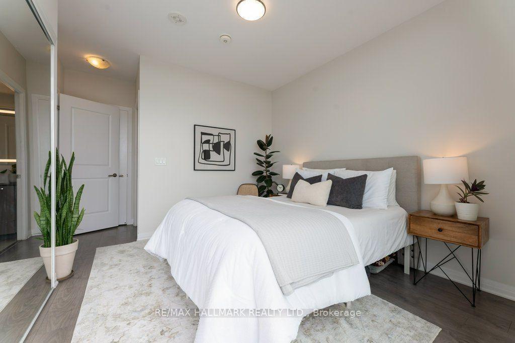 Photo 10 of Unit 807, 2301 Danforth Avenue, Toronto, East End-Danforth — HOMEH