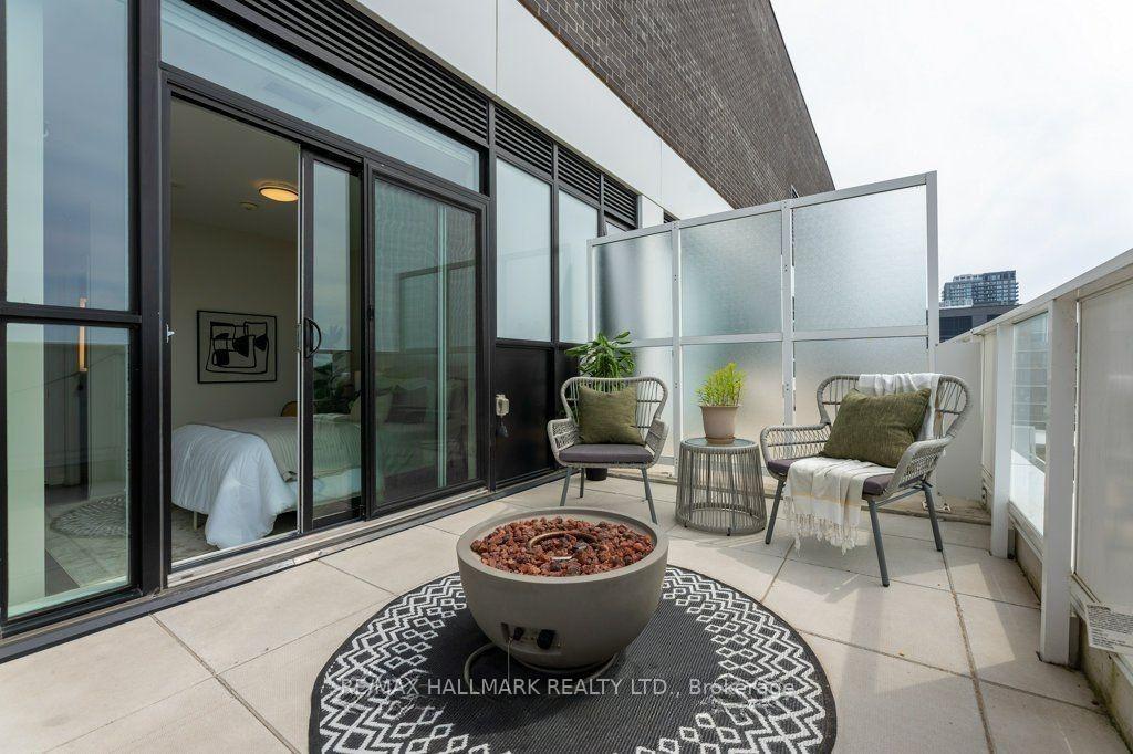 Photo 15 of Unit 807, 2301 Danforth Avenue, Toronto, East End-Danforth — HOMEH