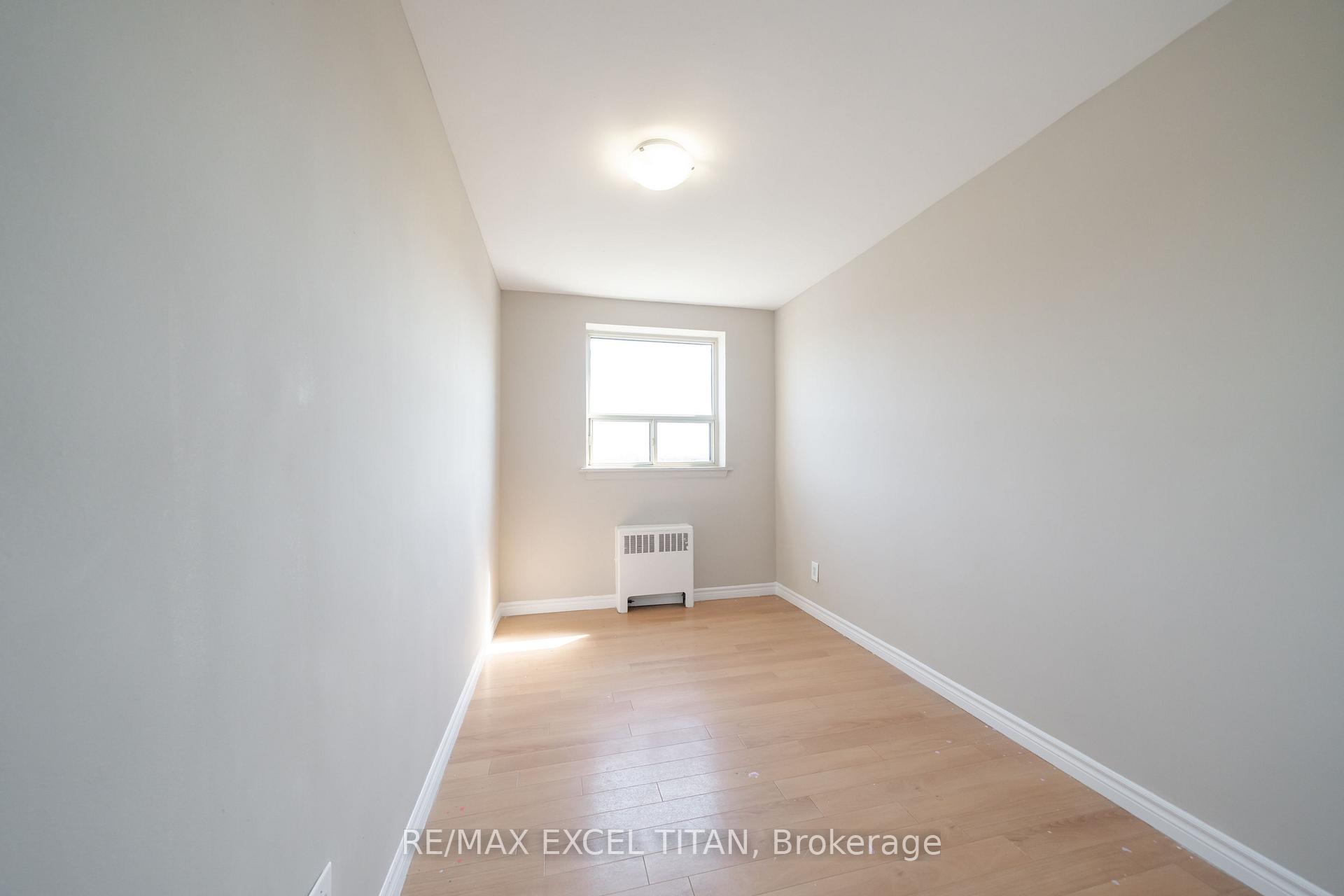 Photo 5 of Unit 436D, 468 Ottawa Street, Hamilton, Corktown — HOMEH