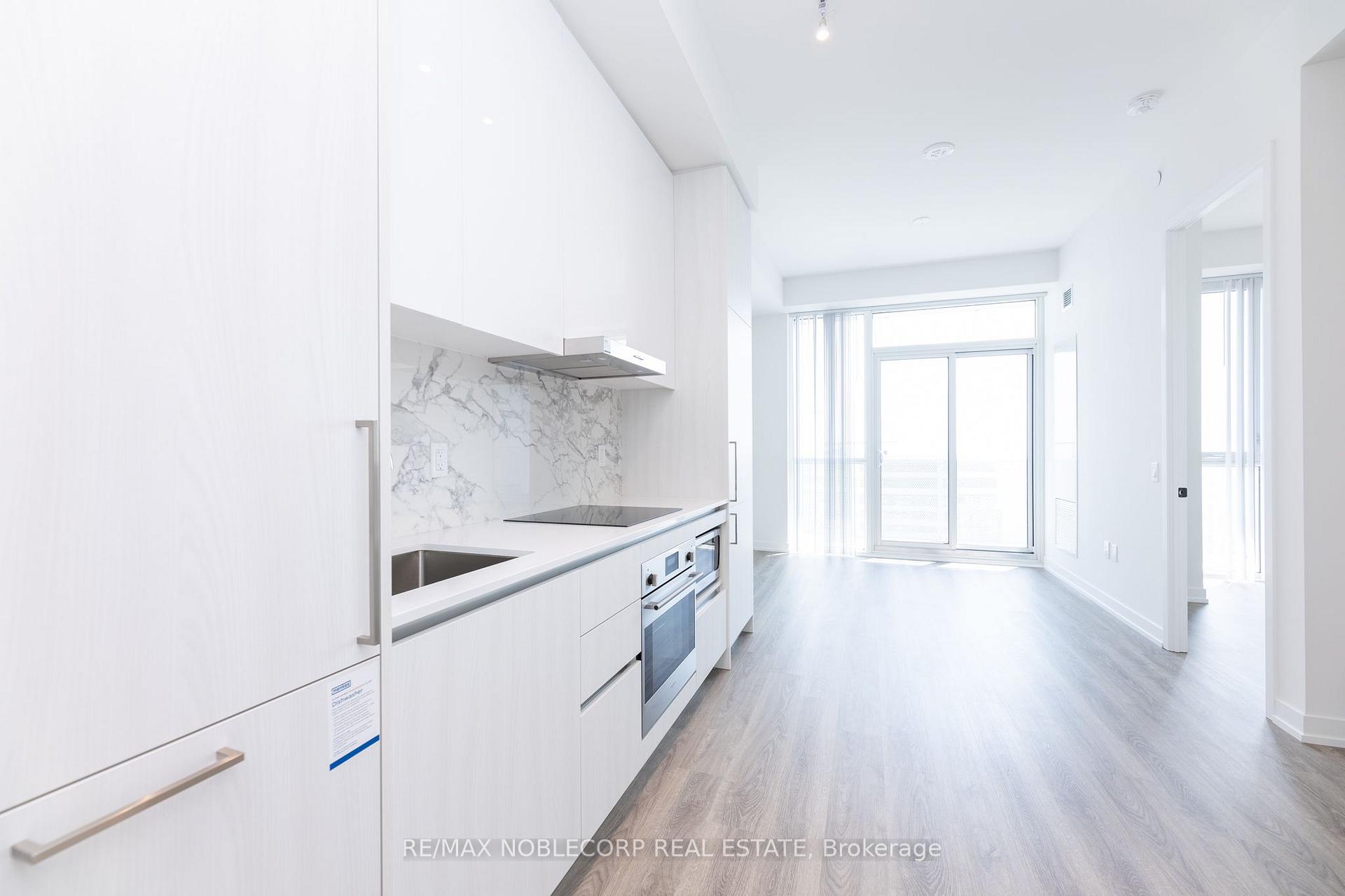 Photo 5 of Unit 5317, 195 Commerce Street, Vaughan, Vaughan Corporate Centre — HOMEH
