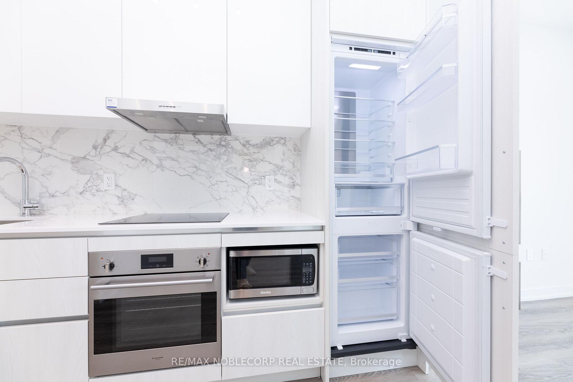Photo 12 of Unit 5317, 195 Commerce Street, Vaughan, Vaughan Corporate Centre — HOMEH