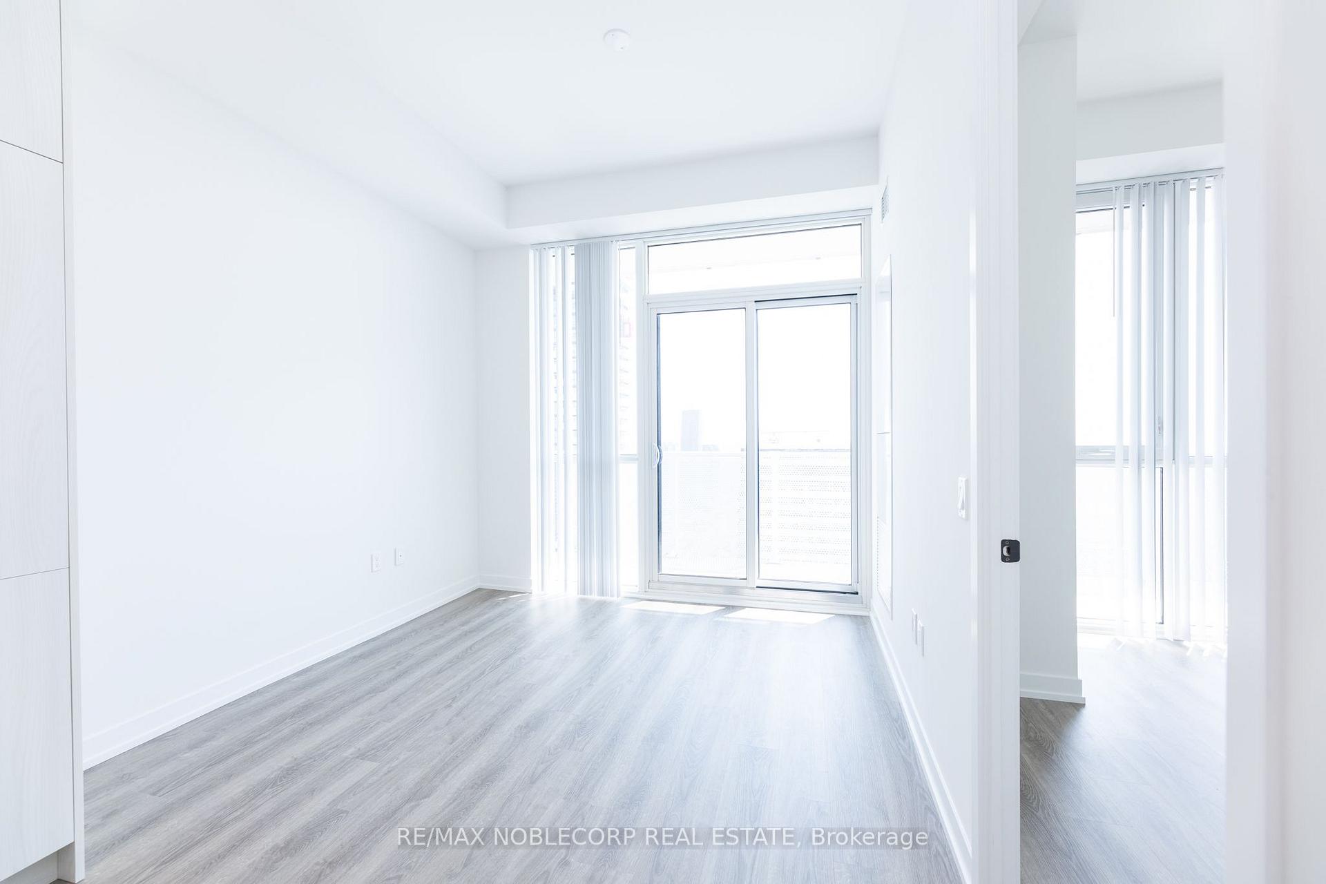 Photo 17 of Unit 5317, 195 Commerce Street, Vaughan, Vaughan Corporate Centre — HOMEH