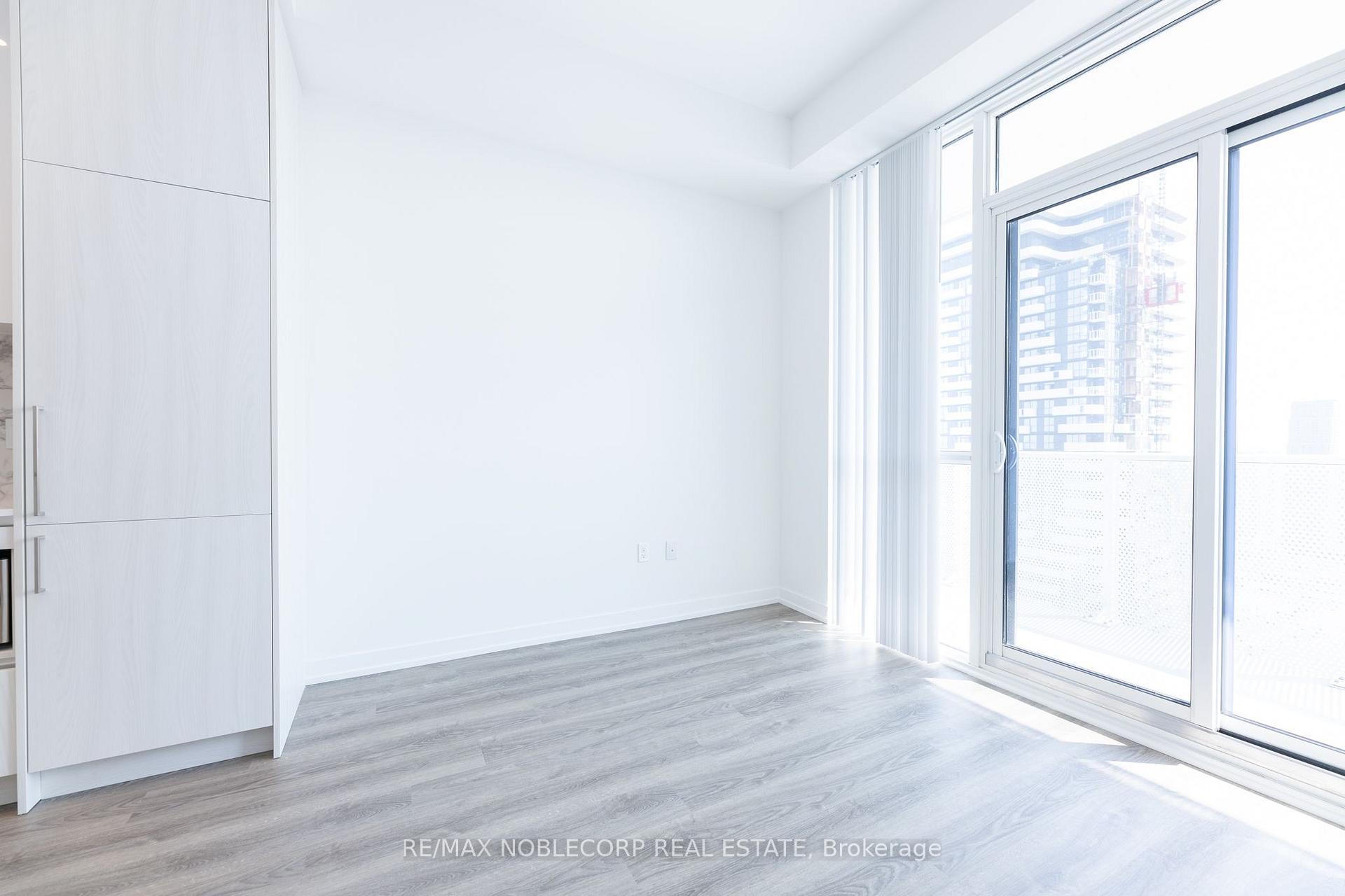 Photo 19 of Unit 5317, 195 Commerce Street, Vaughan, Vaughan Corporate Centre — HOMEH