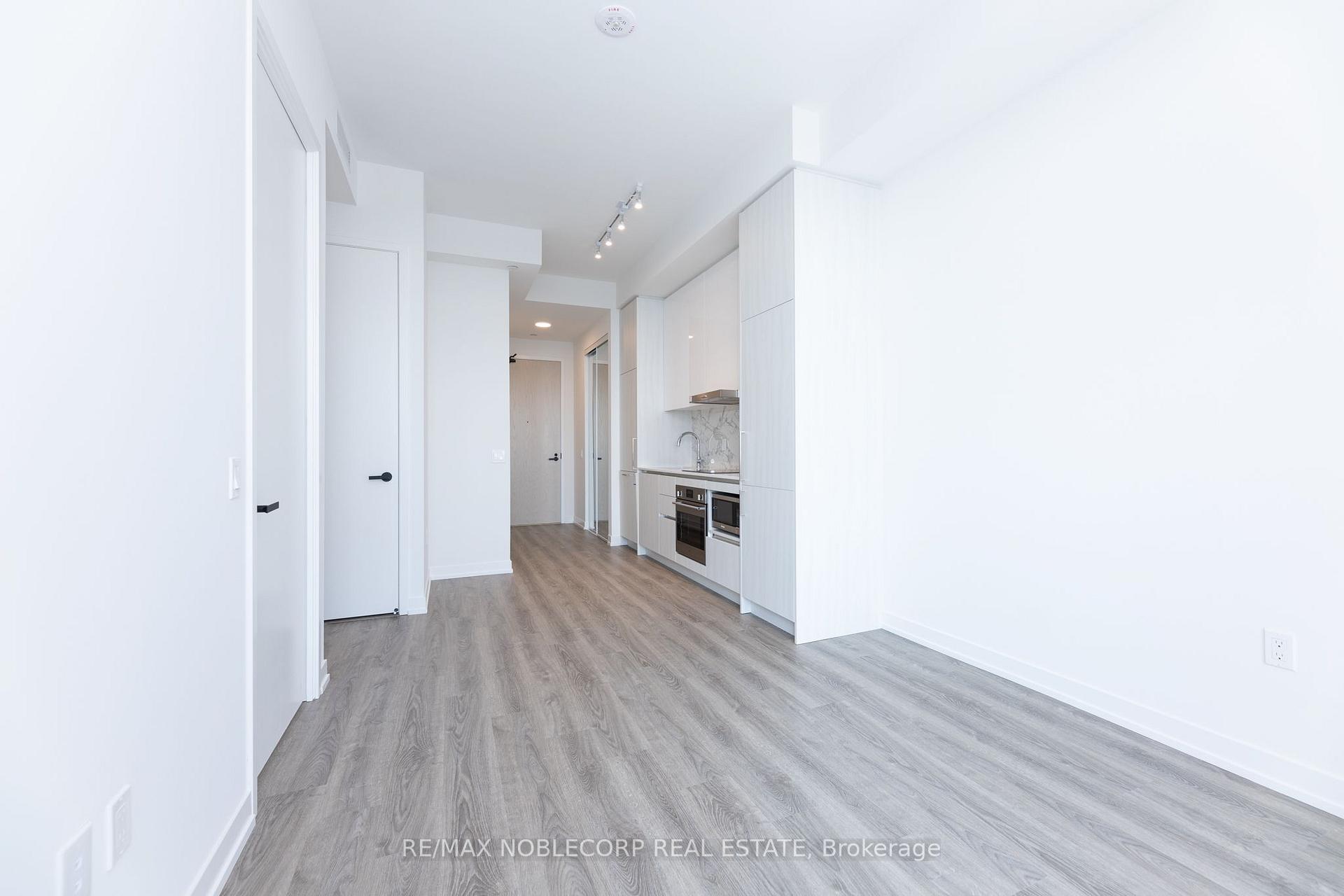 Photo 21 of Unit 5317, 195 Commerce Street, Vaughan, Vaughan Corporate Centre — HOMEH