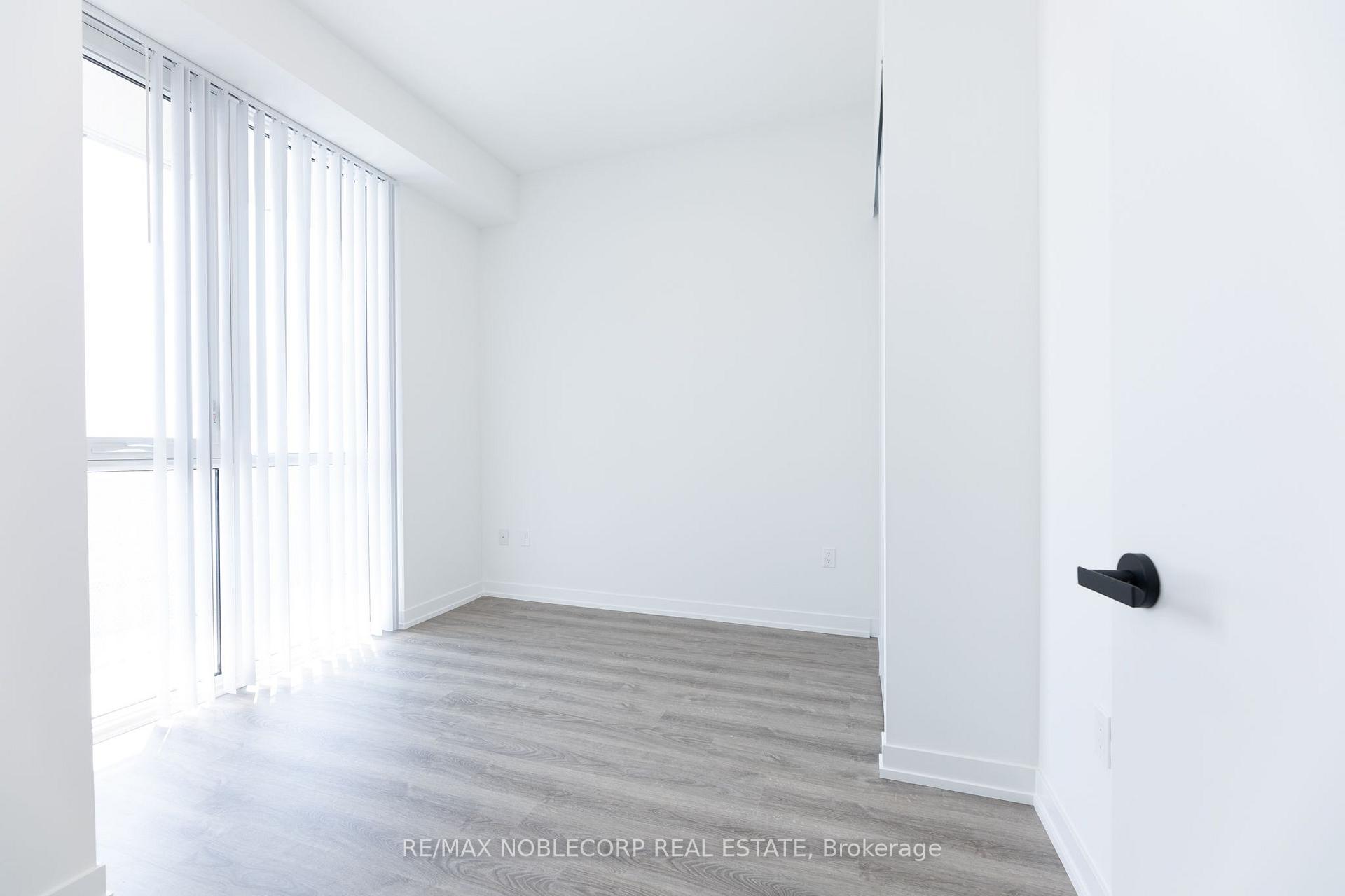 Photo 22 of Unit 5317, 195 Commerce Street, Vaughan, Vaughan Corporate Centre — HOMEH