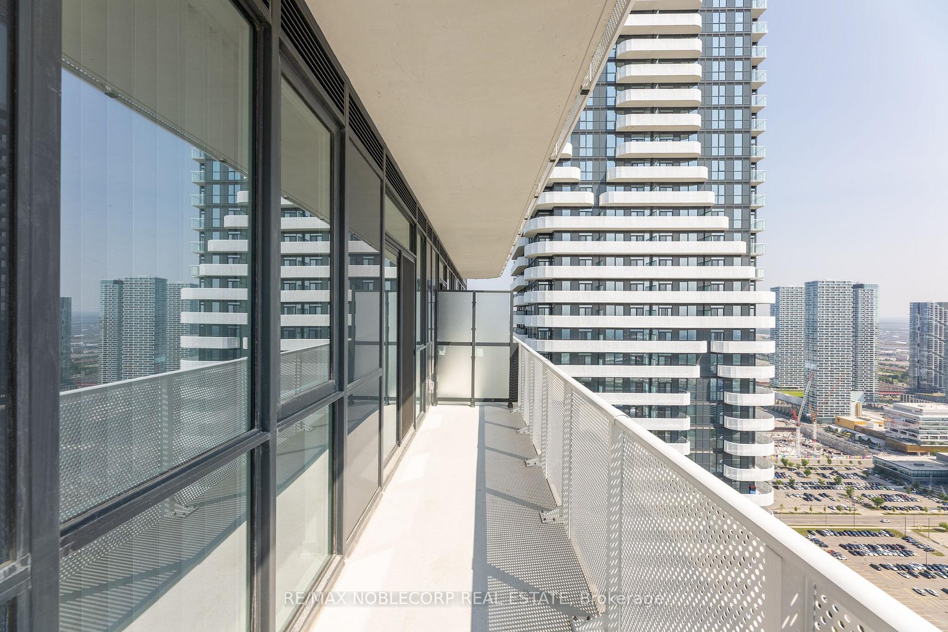 Photo 28 of Unit 5317, 195 Commerce Street, Vaughan, Vaughan Corporate Centre — HOMEH