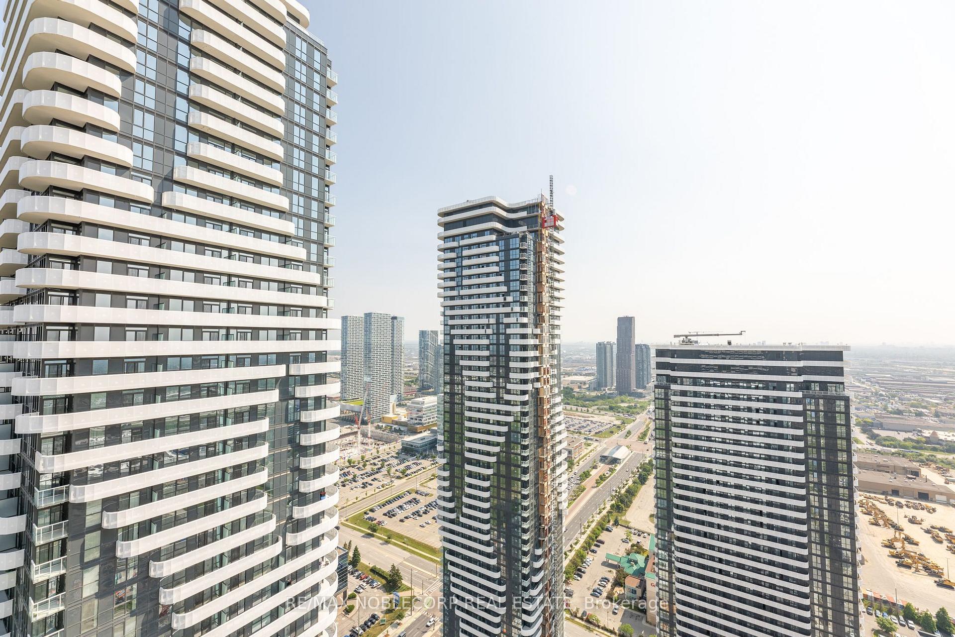 Photo 33 of Unit 5317, 195 Commerce Street, Vaughan, Vaughan Corporate Centre — HOMEH
