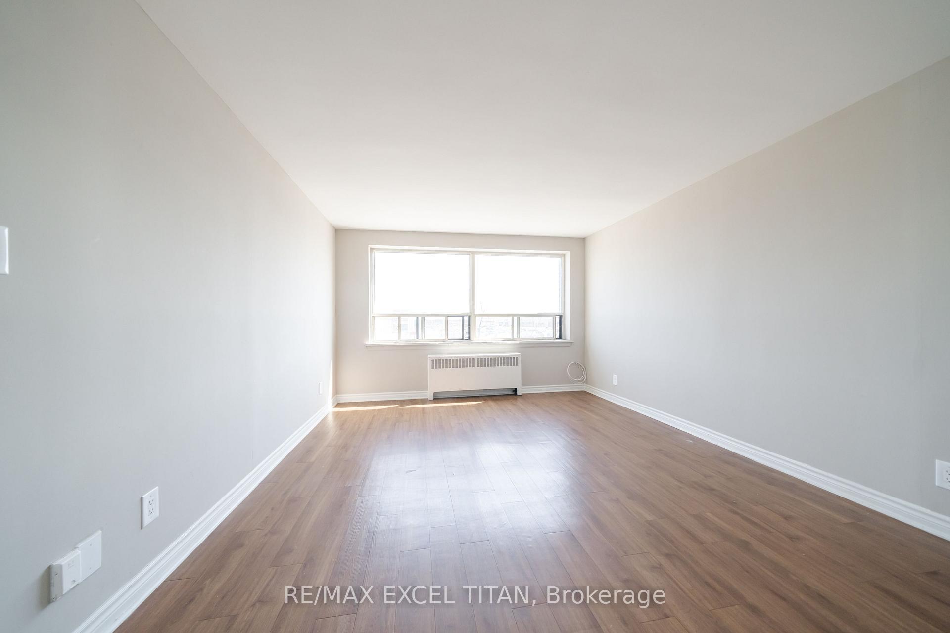 Photo 5 of Unit 334D, 468 Ottawa Street N, Hamilton, Corktown — HOMEH