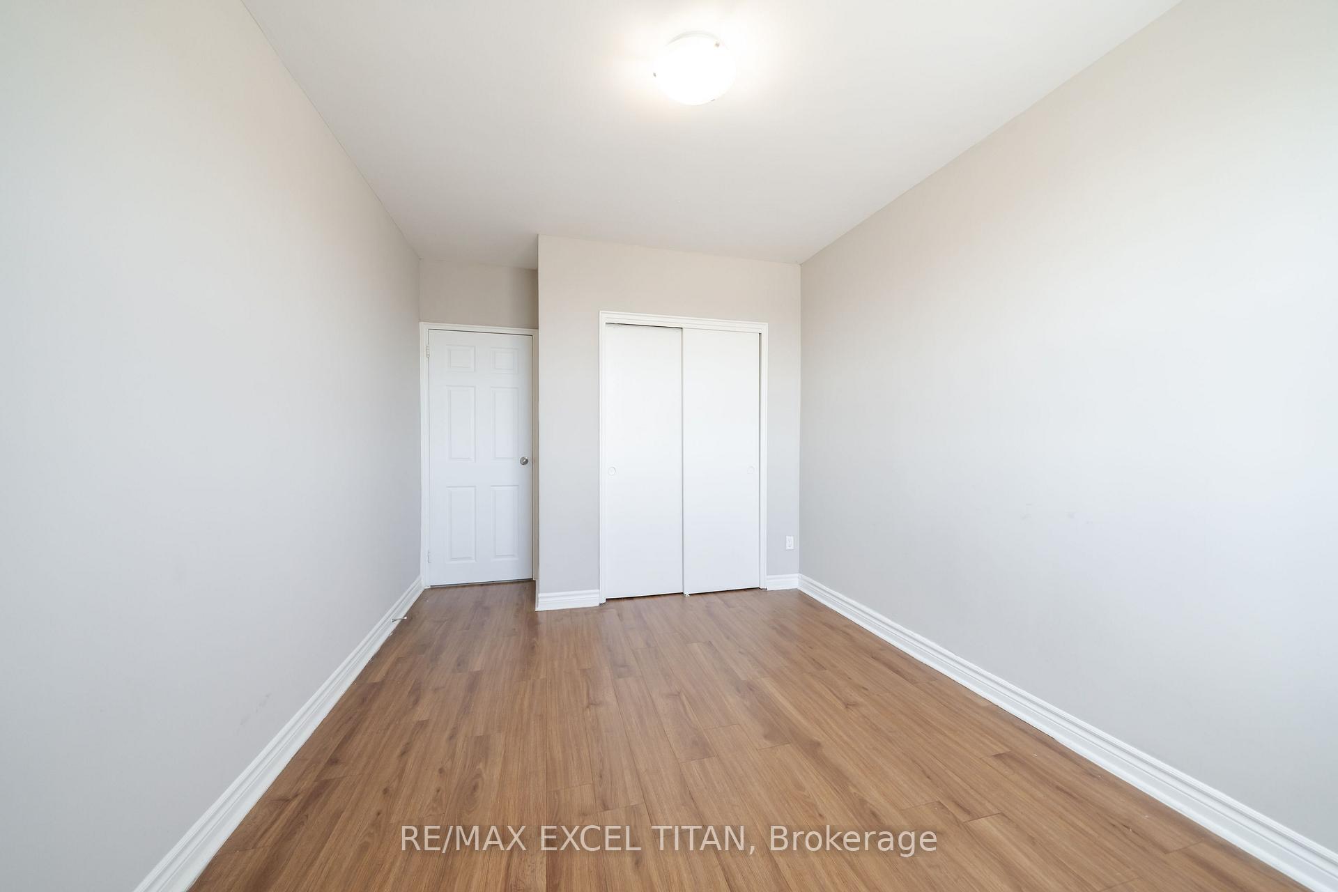 Photo 8 of Unit 334D, 468 Ottawa Street N, Hamilton, Corktown — HOMEH