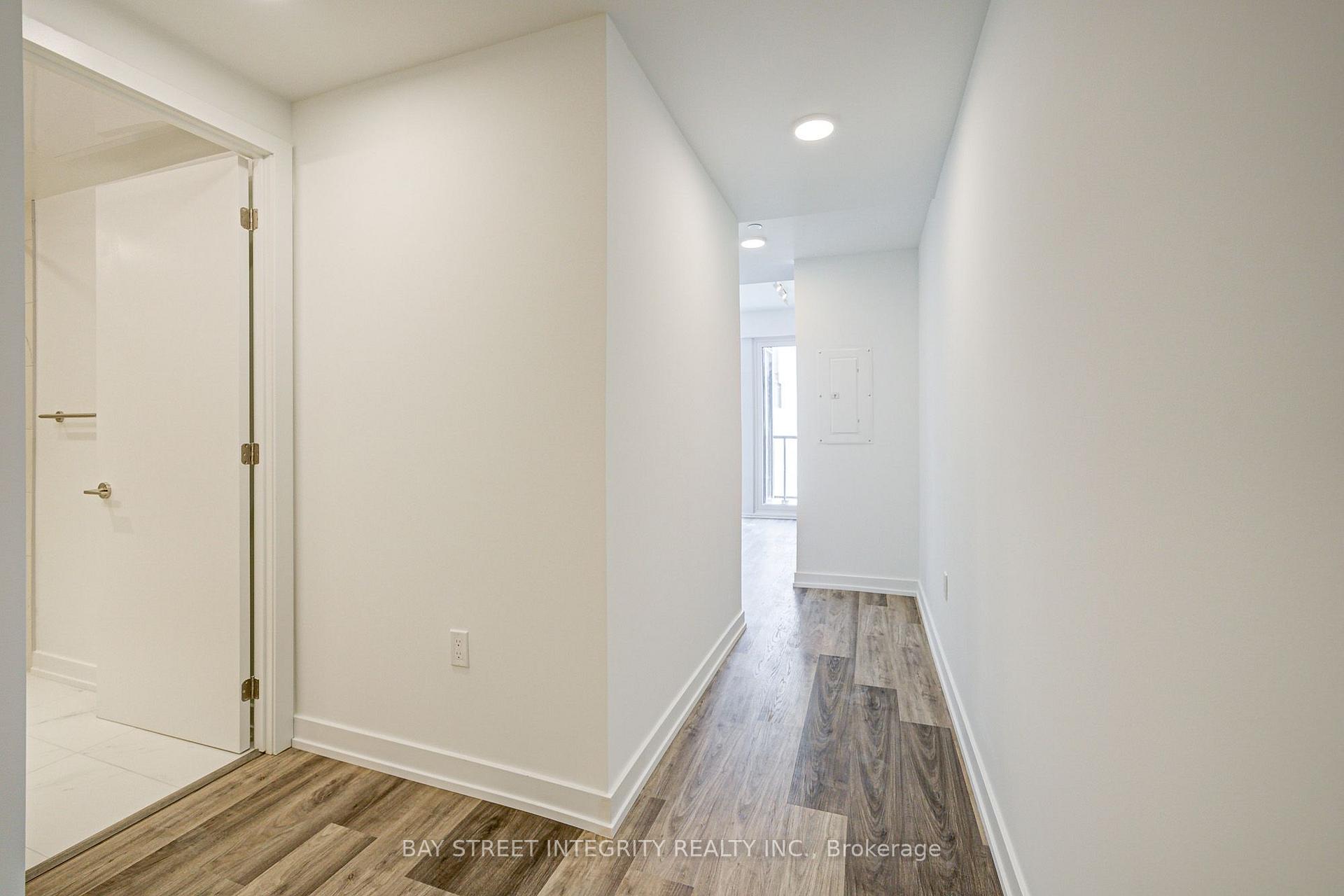 Photo 5 of Unit 505, 6 Chartwell Road, Etobicoke, Stonegate-Queensway — HOMEH