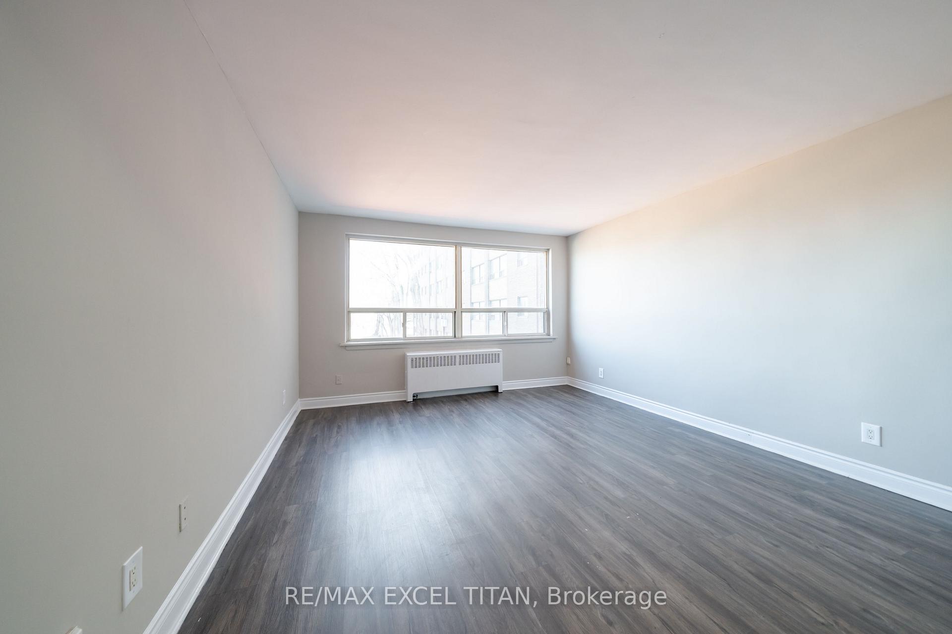 Photo 5 of Unit 237C, 468 Ottawa Street, Hamilton, Corktown — HOMEH