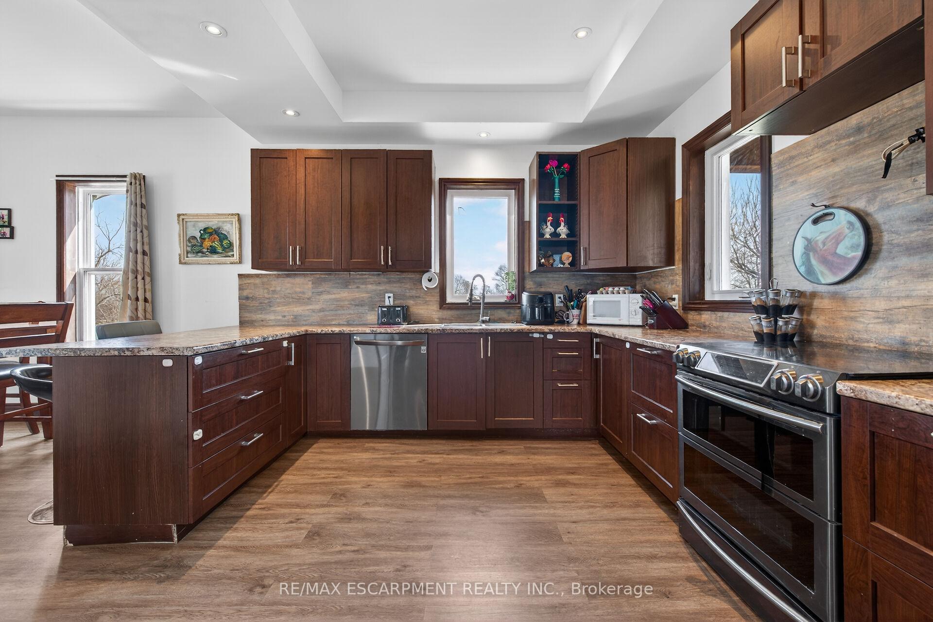 Photo 12 of 350 Concession 6 Walpole, Haldimand — HOMEH