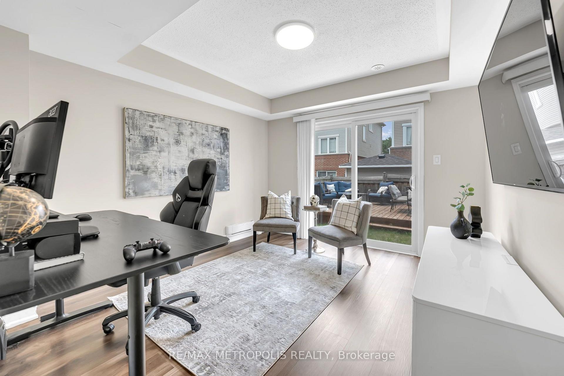 Photo 7 of 12 Affleck Road, Brampton, Northwest Brampton — HOMEH