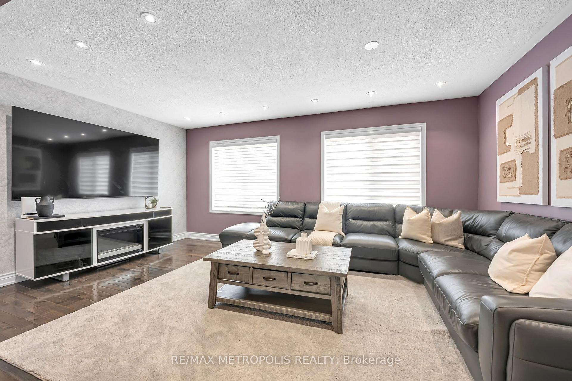 Photo 43 of 12 Affleck Road, Brampton, Northwest Brampton — HOMEH