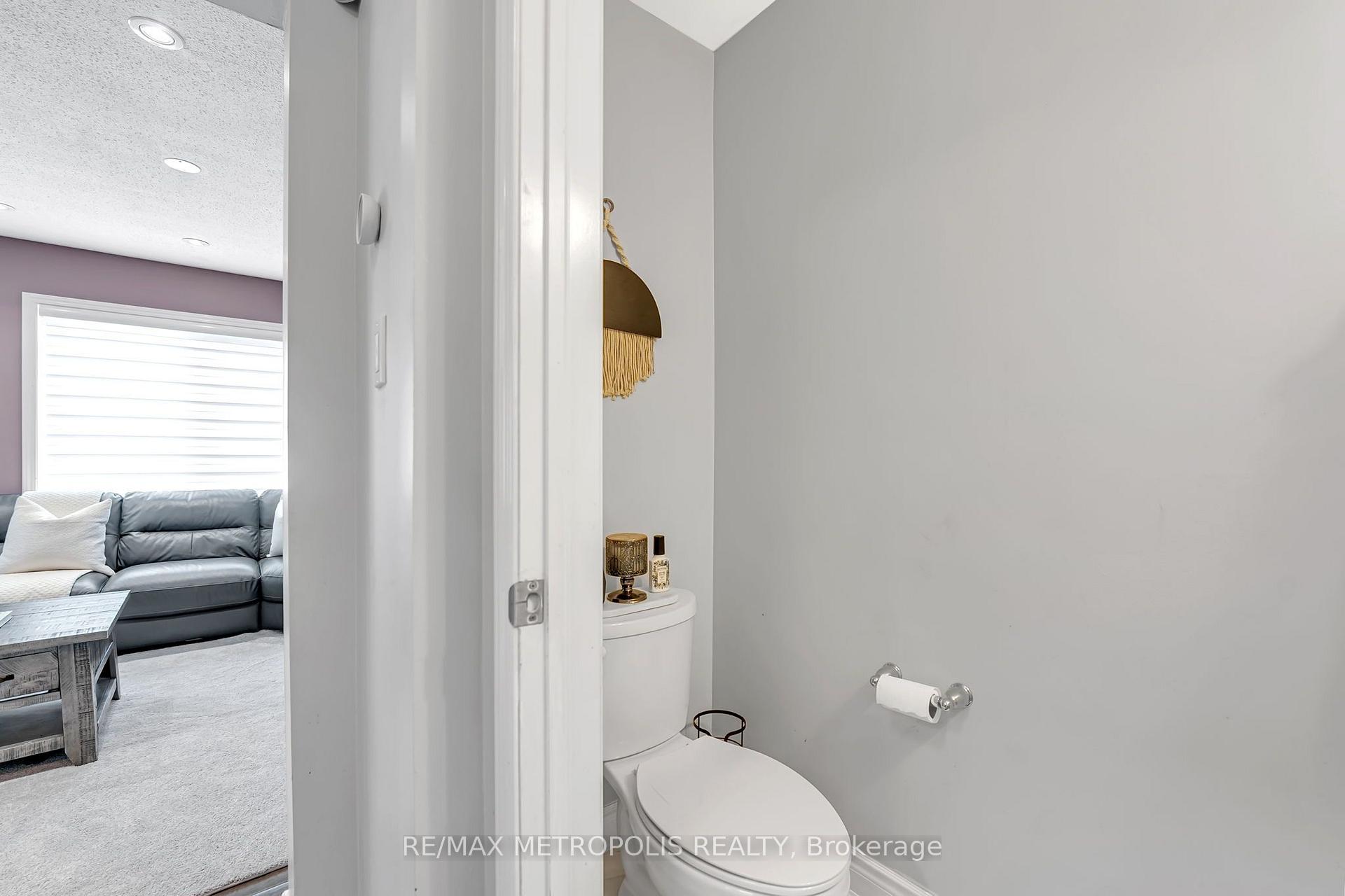 Photo 44 of 12 Affleck Road, Brampton, Northwest Brampton — HOMEH
