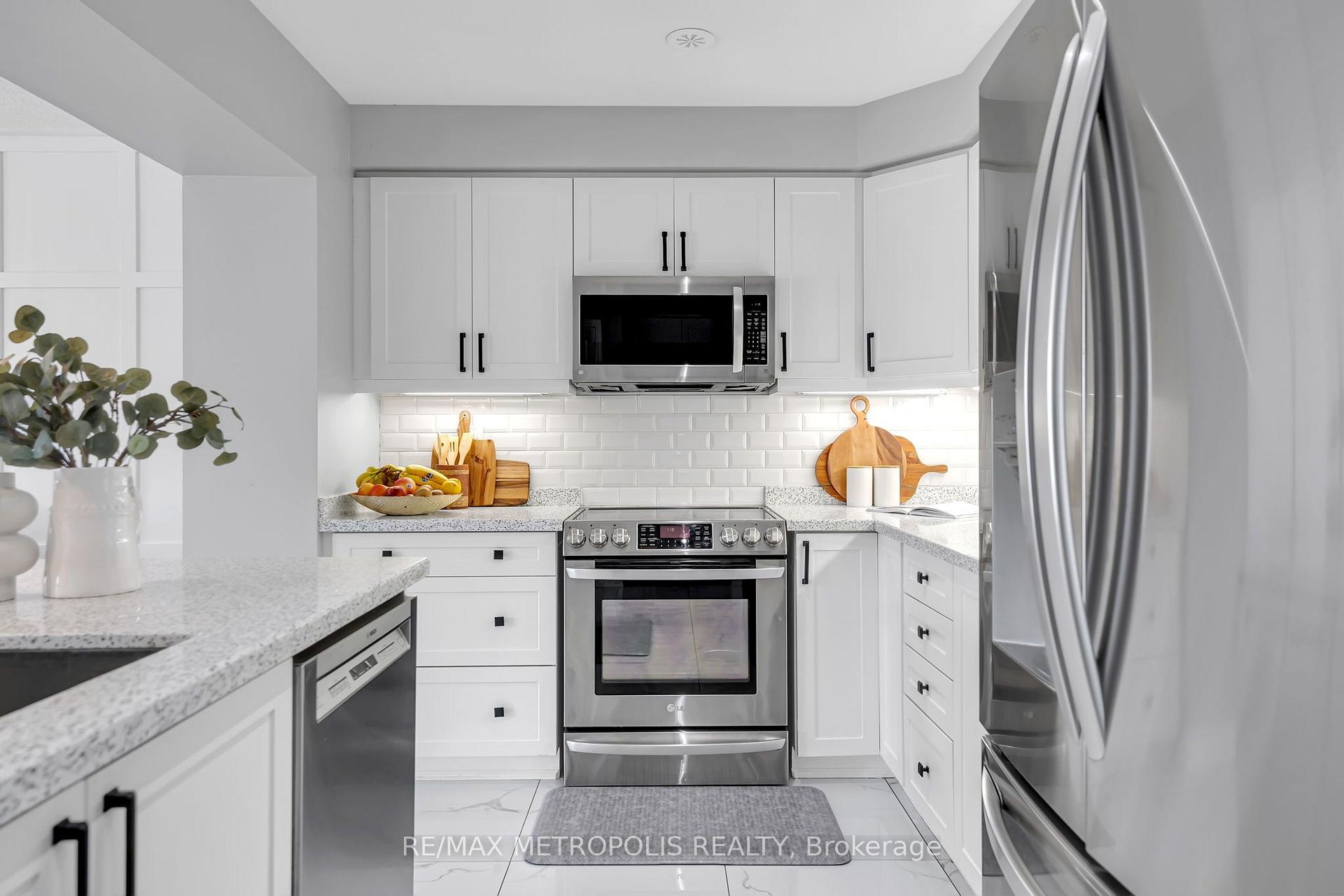 Photo 16 of 12 Affleck Road, Brampton, Northwest Brampton — HOMEH